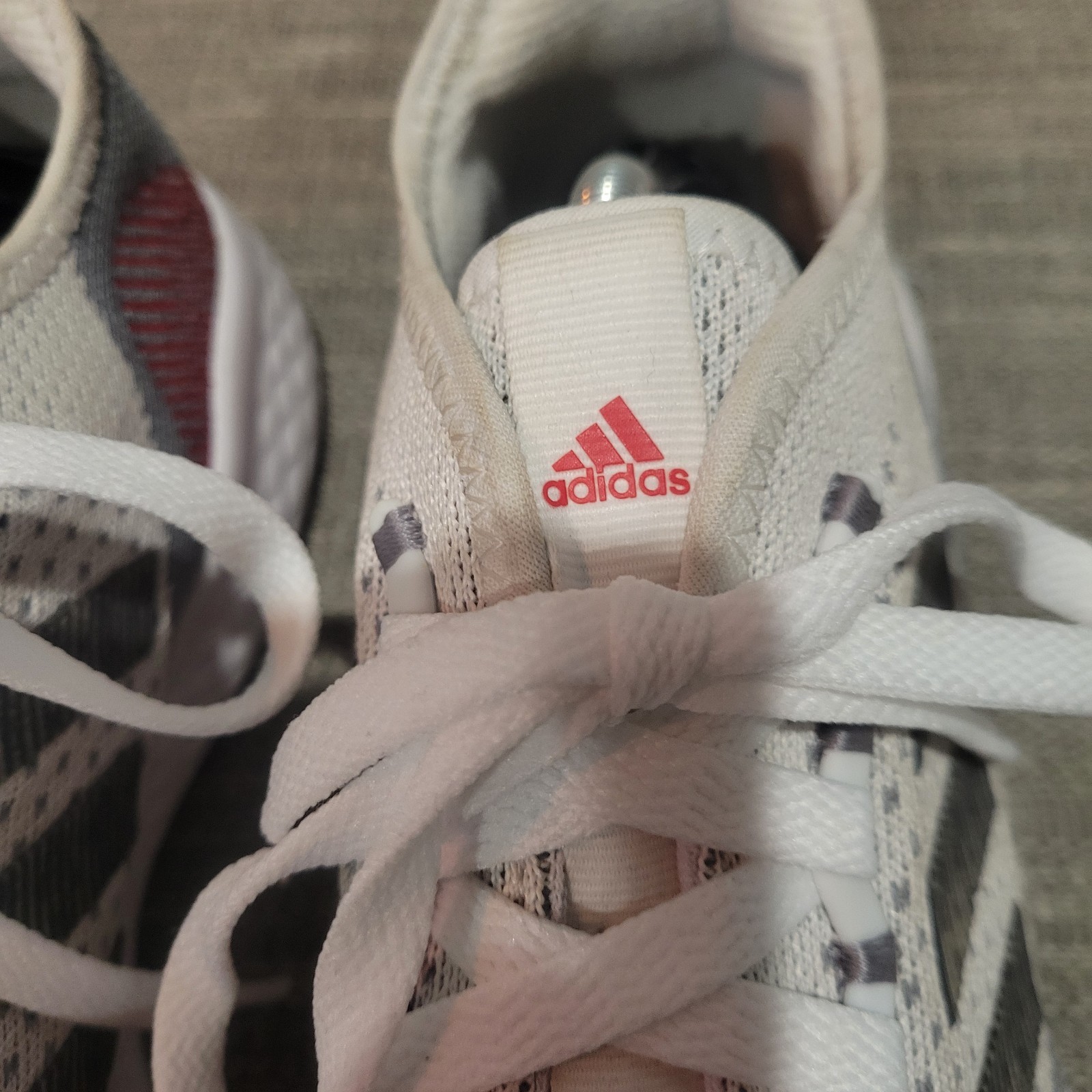 Adidas Fluidflow 2.0 Mens Size 11.5 White Gray Running Shoes Sneakers GW1902