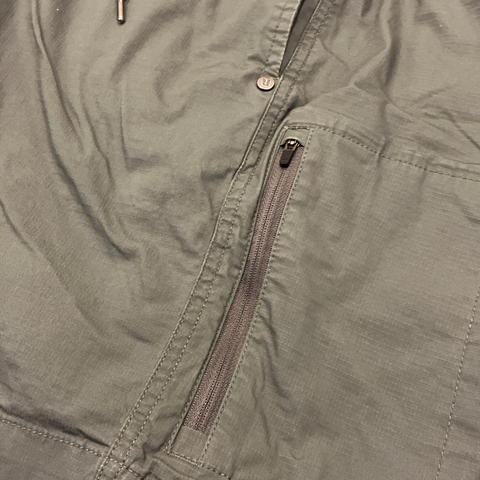 Vuori Ripstop Climber Shorts Mens XXL Olive Green V370 Drawstring Utility Pocket