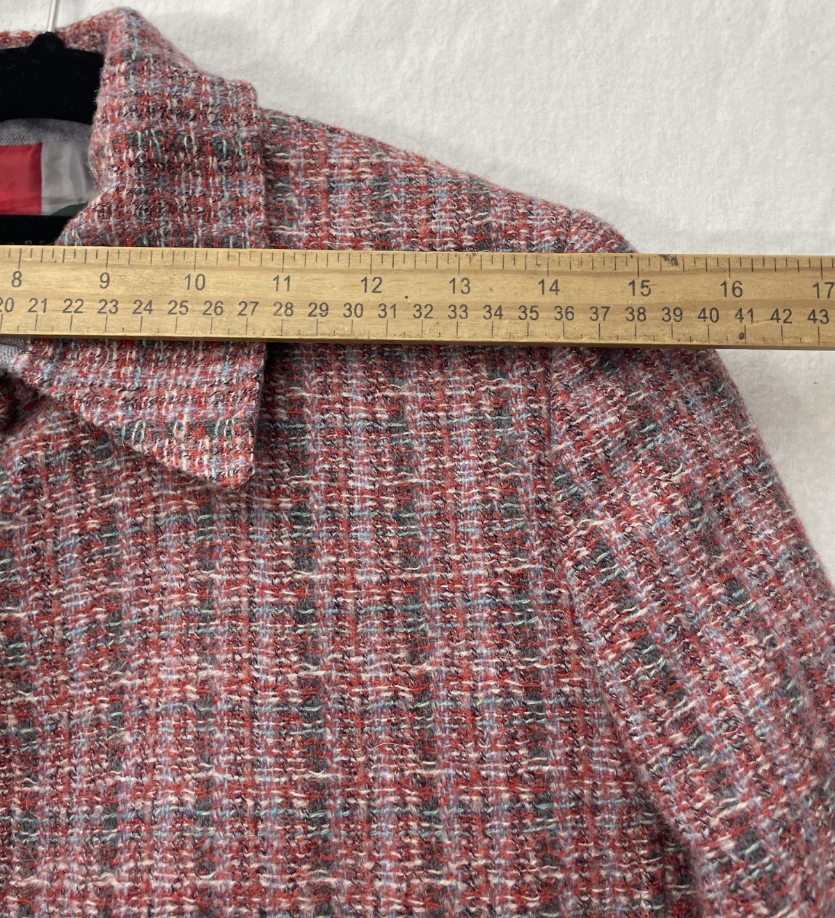 Harvé Benard Women’s 100% Wool Red Gray Plaid Long Coat Jacket Size 12