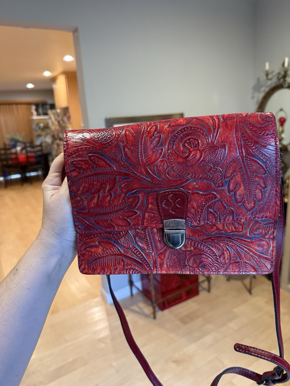 PATRICIA NASH LEATHER BURNISHED TOOLED LAURENTINA RED CROSSBODY NWT MSRP $169
