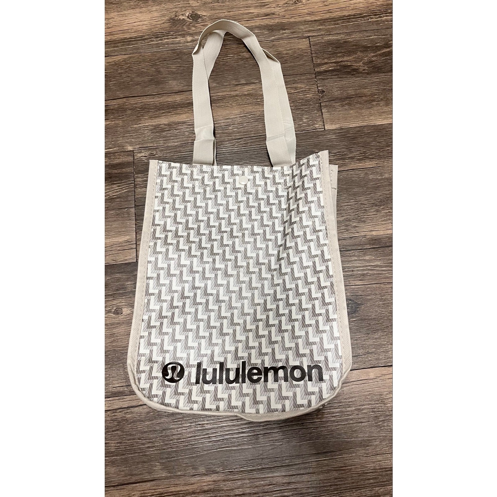New Lululemon Reusable Tote Bag Gray Chevron Logo Shopper Gift Bag Eco Friendly