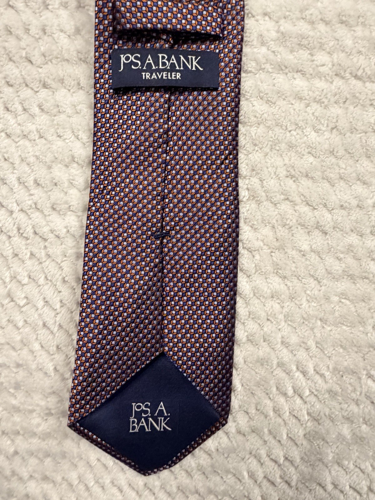 Jos A Bank Traveler Collection Maroon Microdot Silk Tie Extra Long 64inches
