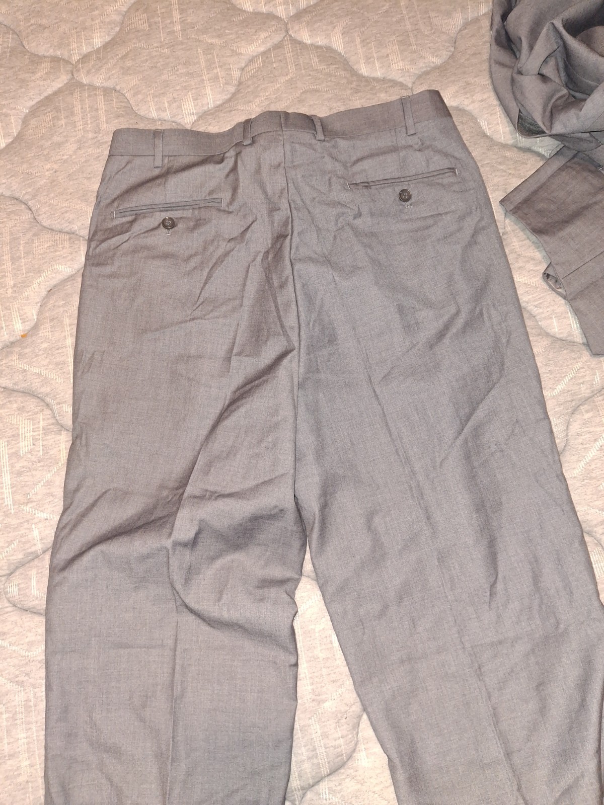 Ferrecci Men’s Gray Solid Polyester/Viscose 3-Piece Suit Super 150’s 42L