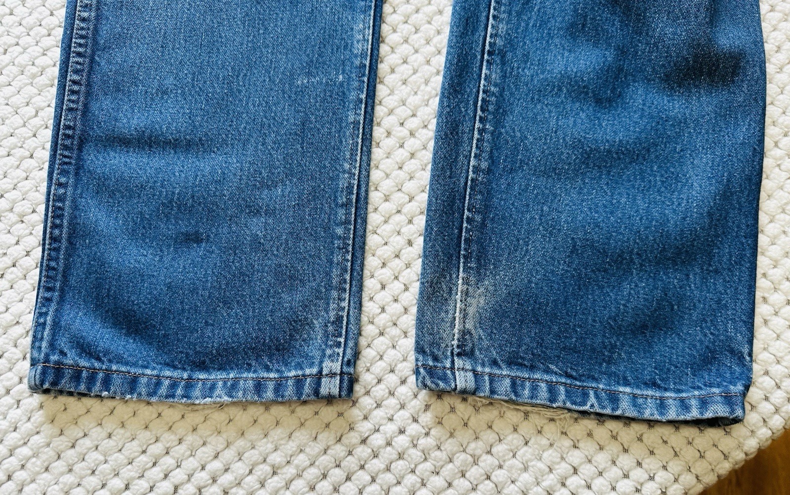 Wrangler 47MWZ Mens 38×30 Distressed Regular Fit Cowboy Denim Blue Jeans