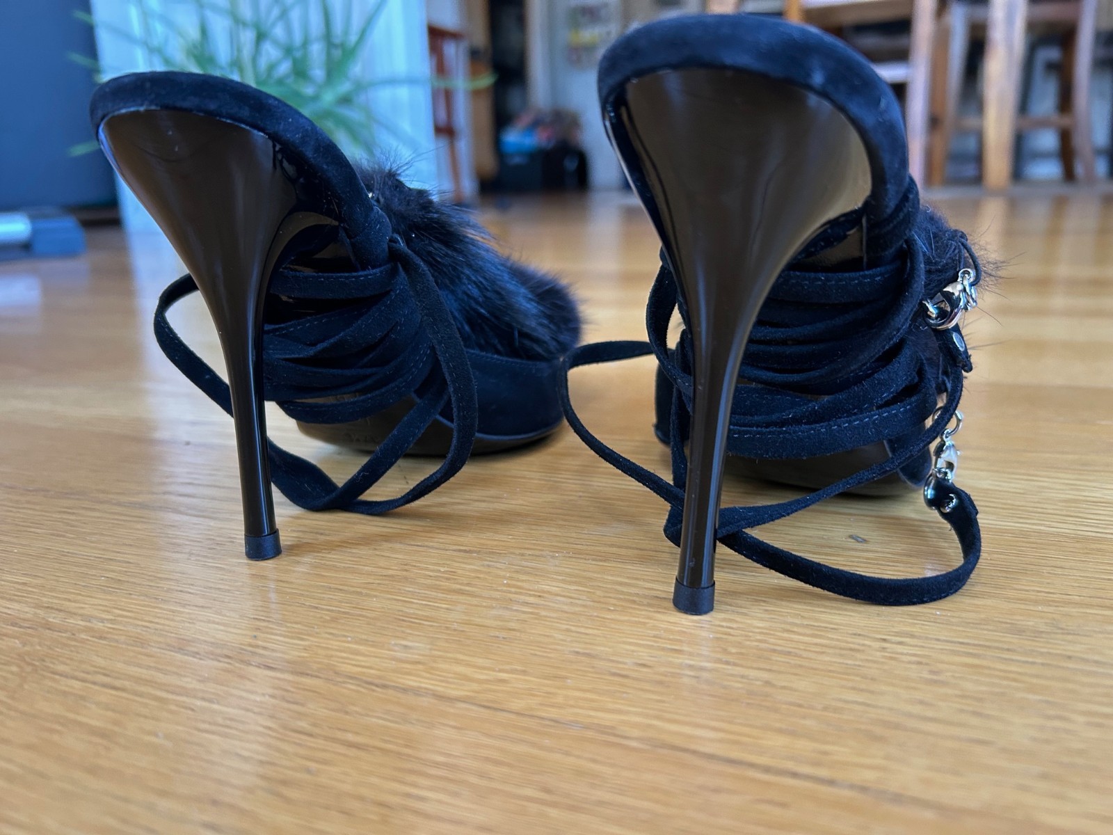 CESARE PACIOTTI Black Suede Pom-Pom Fur Tassels Sandals SZ 7.5 IT 37.5 Excellent