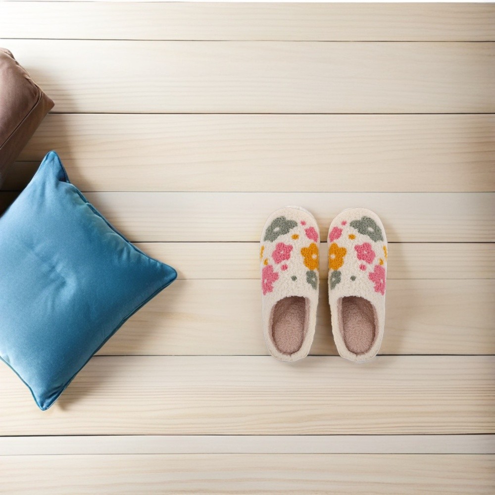 1 Pair Comfy Womens Slippers Plush Cotton Lining Durable Nonslip Sole