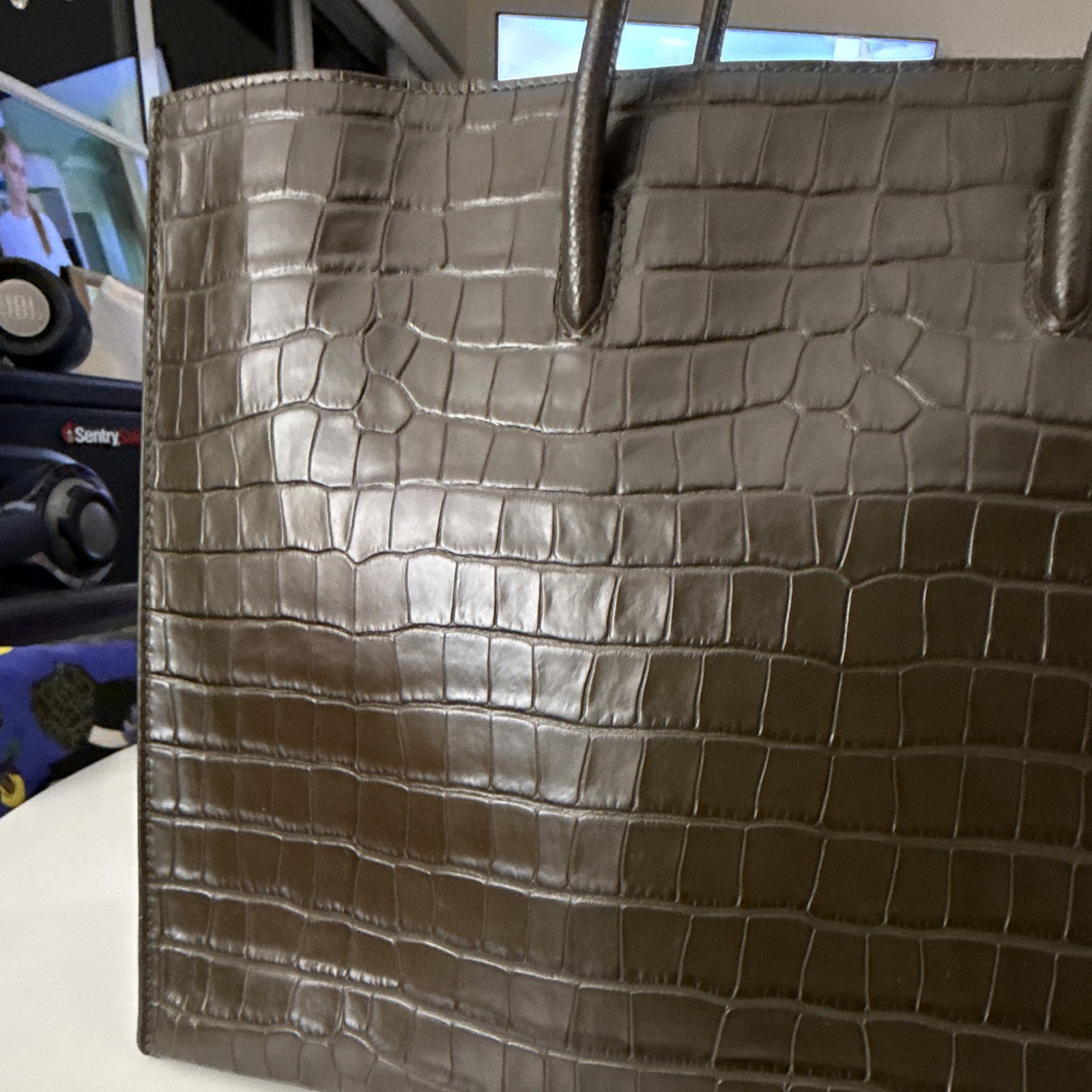 COCCINELLE Large Brown Croc Embossed Tote Pink Lining Gold Hardware Dust Bag