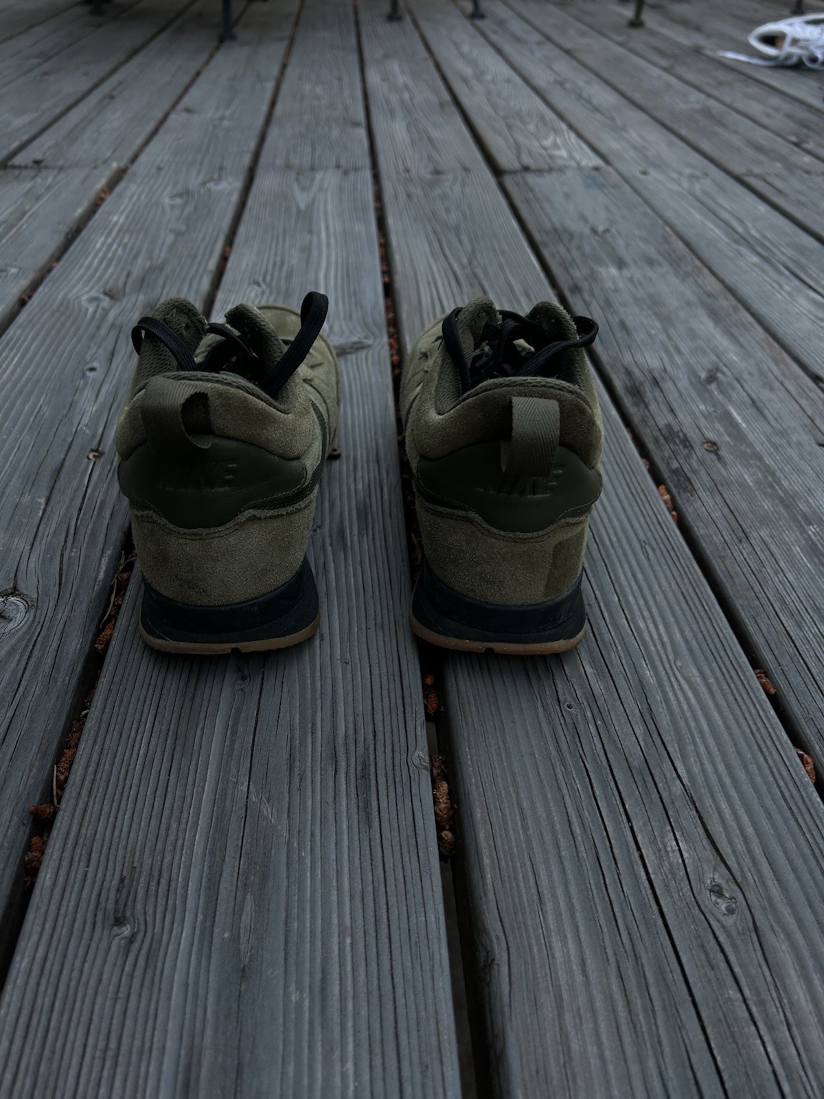 Nike Internationalist Mid QS sneaker, Olive Green And Black, Gum Sole, Men’s 8