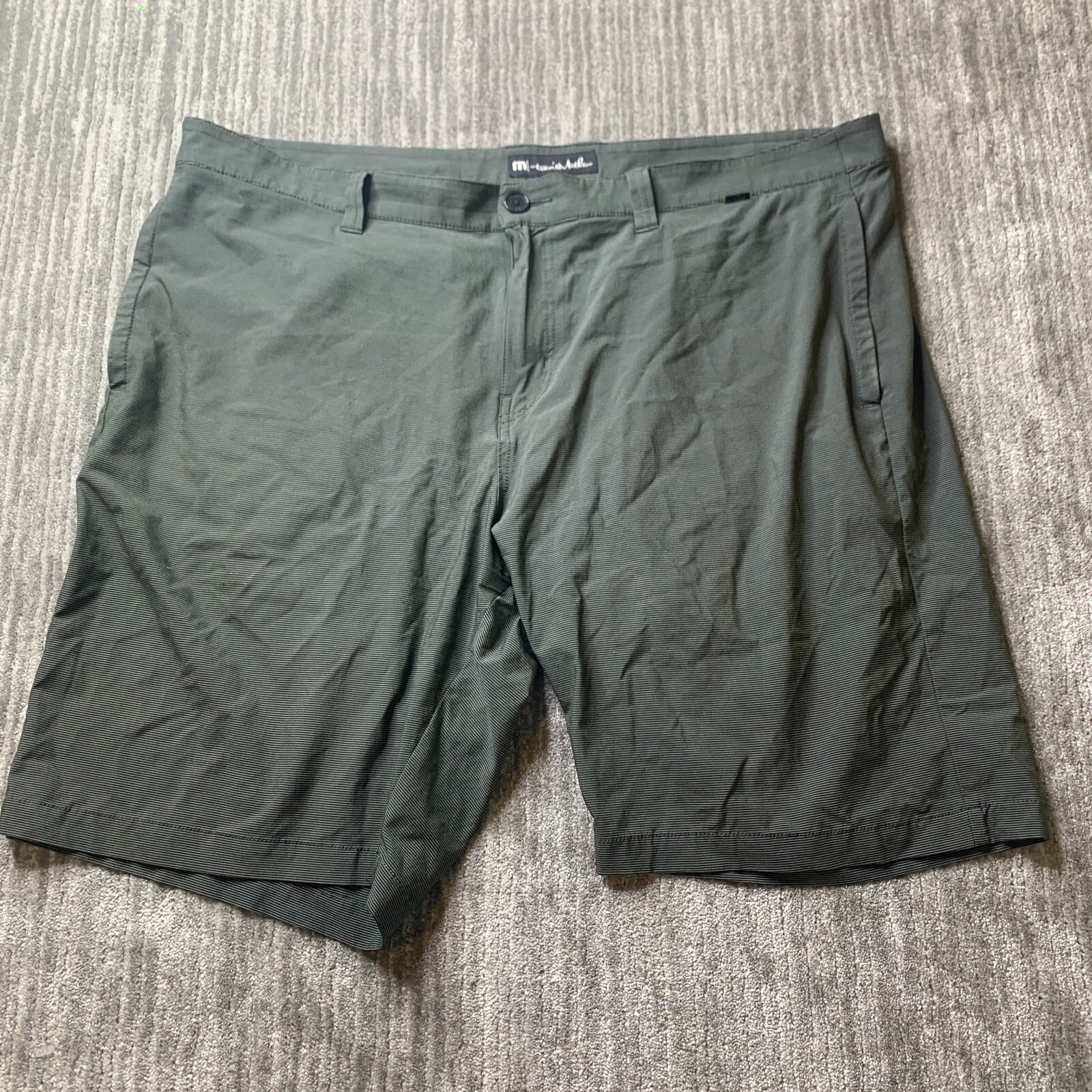 Travis Mathew Men’s Flat Front Golf Shorts Gray Size 40 Polyester Elastane