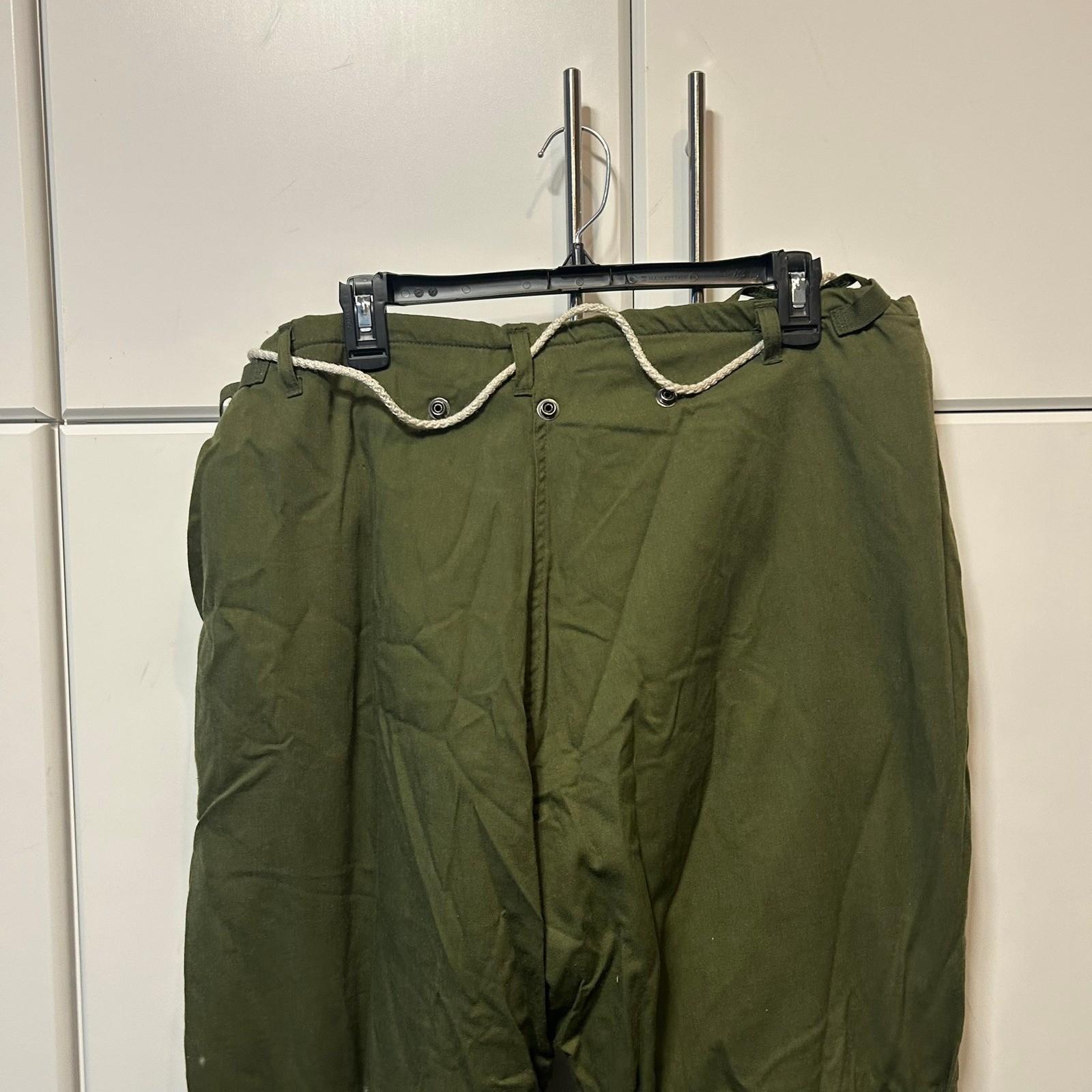 Vintage US Military Chemical Protective Trousers Winfield Mfg Large Green Cargo