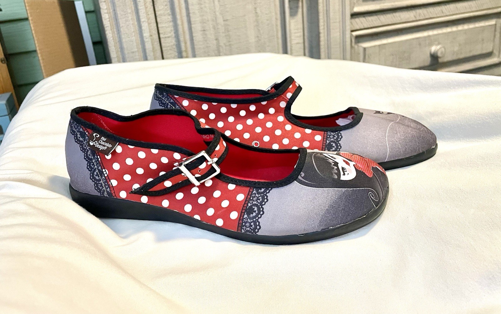 Hot Chocolate Design Chocolaticas Petunia(?) Mary Jane – Gothic Wolf – Sz 8 1/2