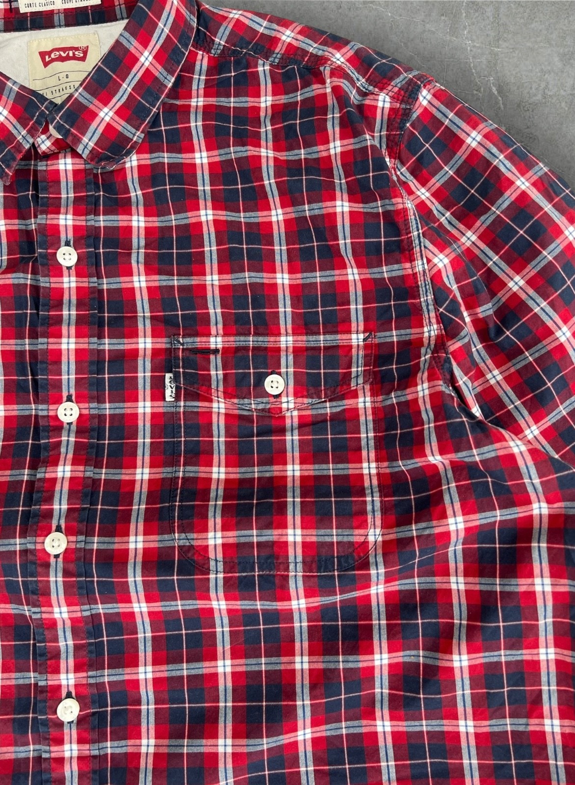 Levi’s Men’s L Red Blue Plaid Button Up Shirt Long Sleeve 100% Cotton