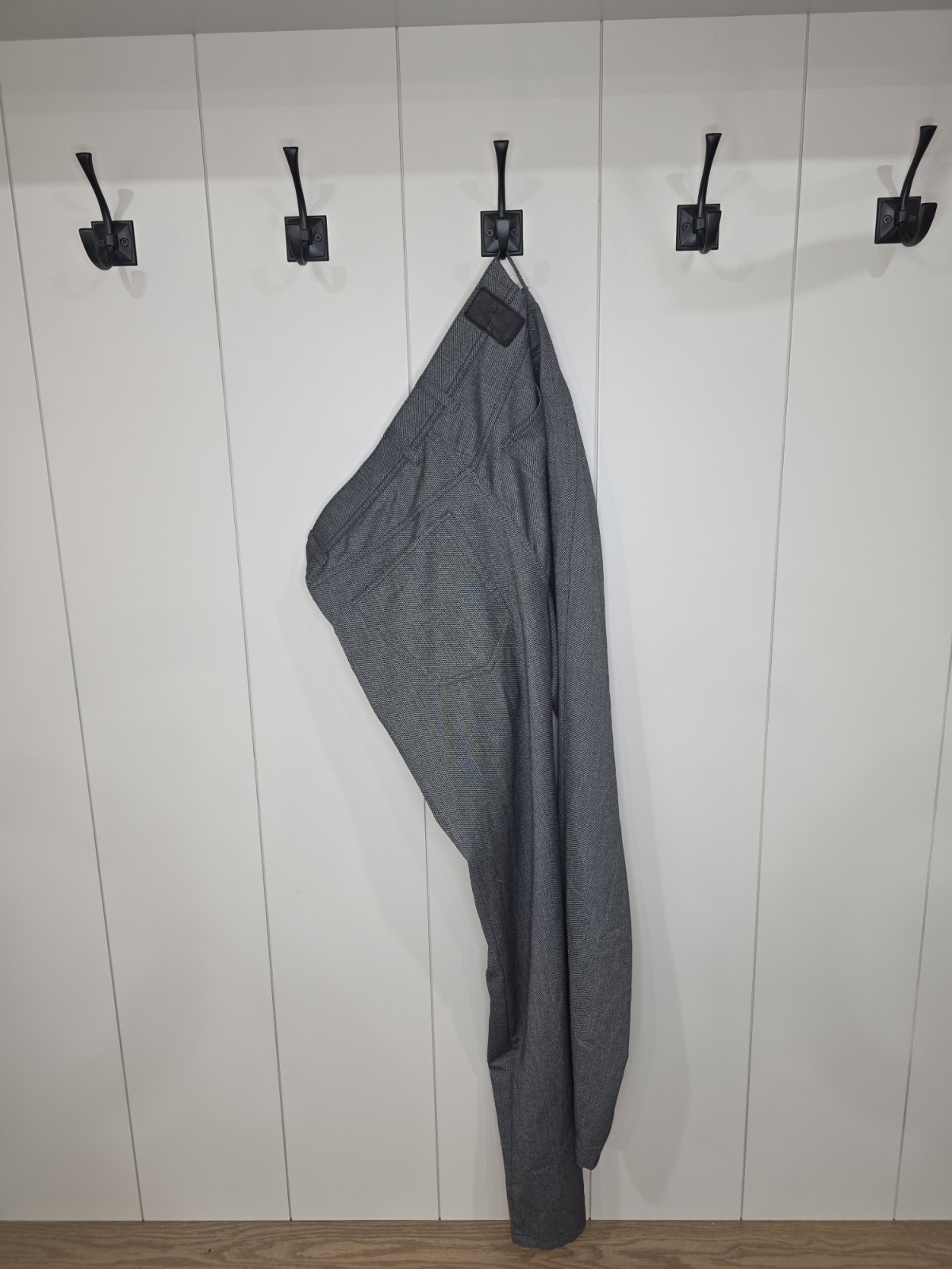Alberto Ceramica Mens Gray Pipe Tech Dress Pants. Size 32×32