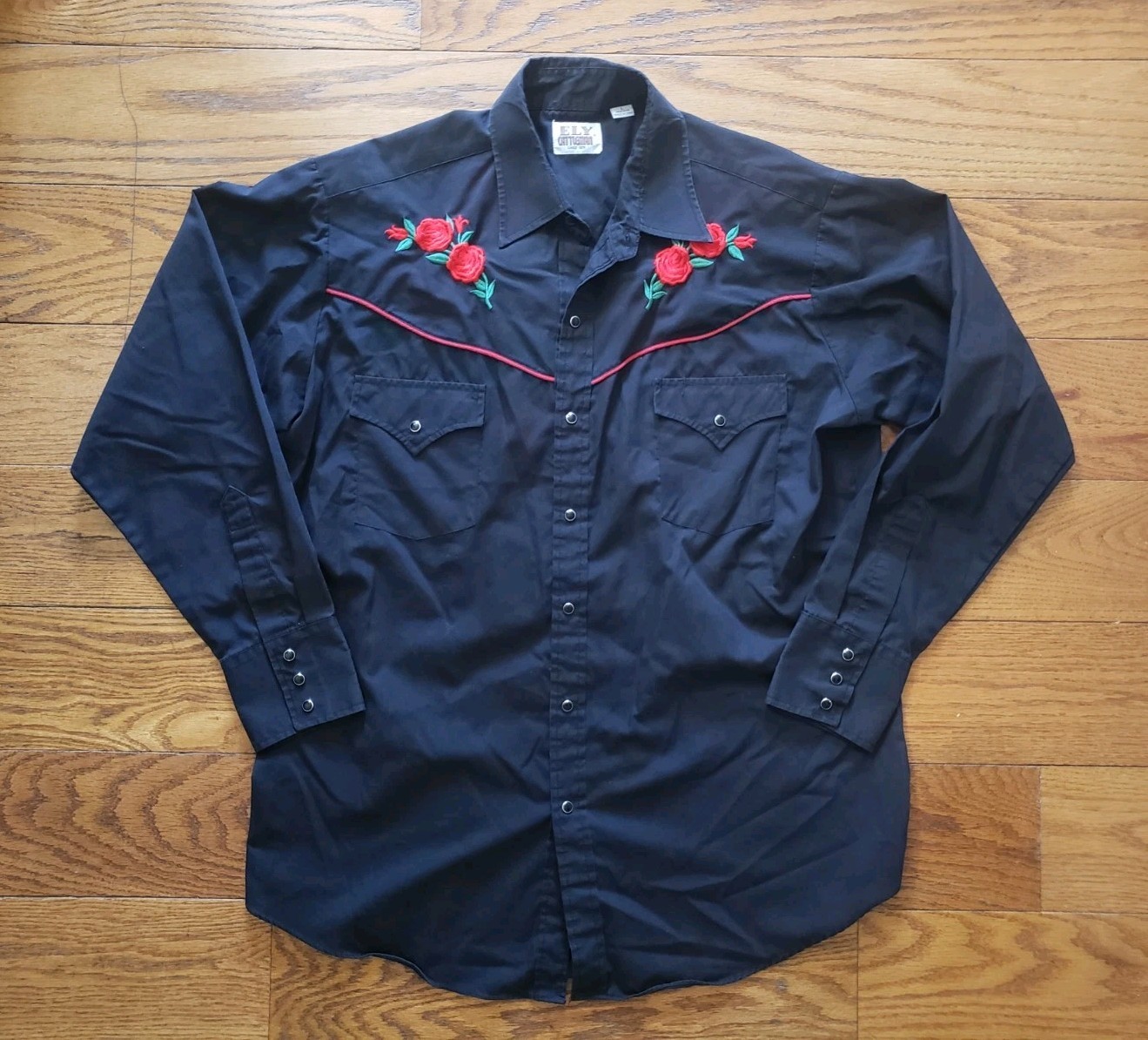 Ely Cattleman Mens Size Large Embroidered Pearl Snap Shirt Black Red Roses VTG