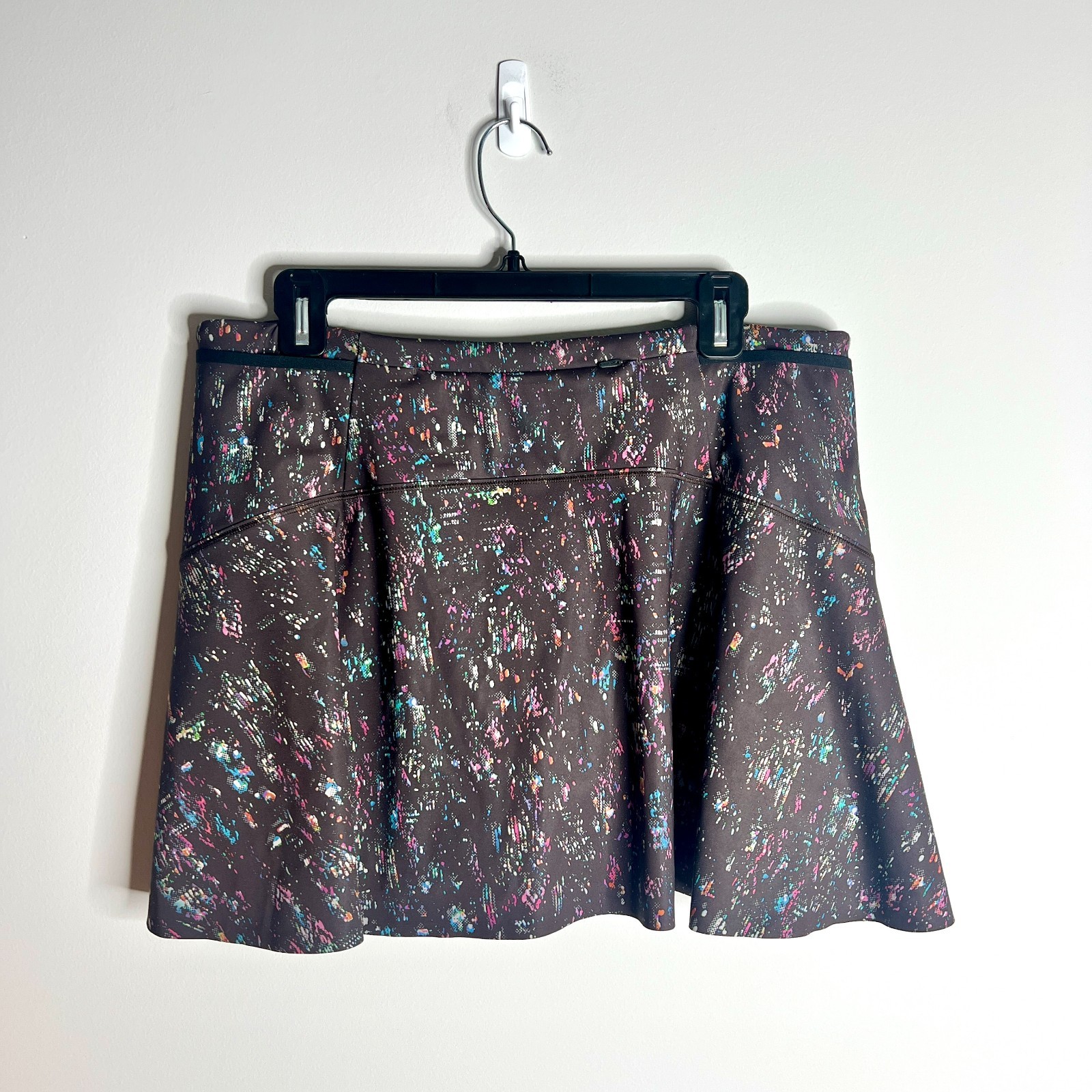 Athleta Match Point Printed Skort 13.5″ in Supersonic Tennis Athleisure Sz Large