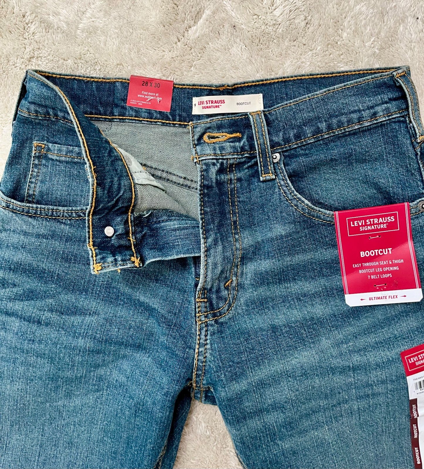 Levi Strauss Signature Series Bootcut Denim Blue Jeans Size 28×30 NWT