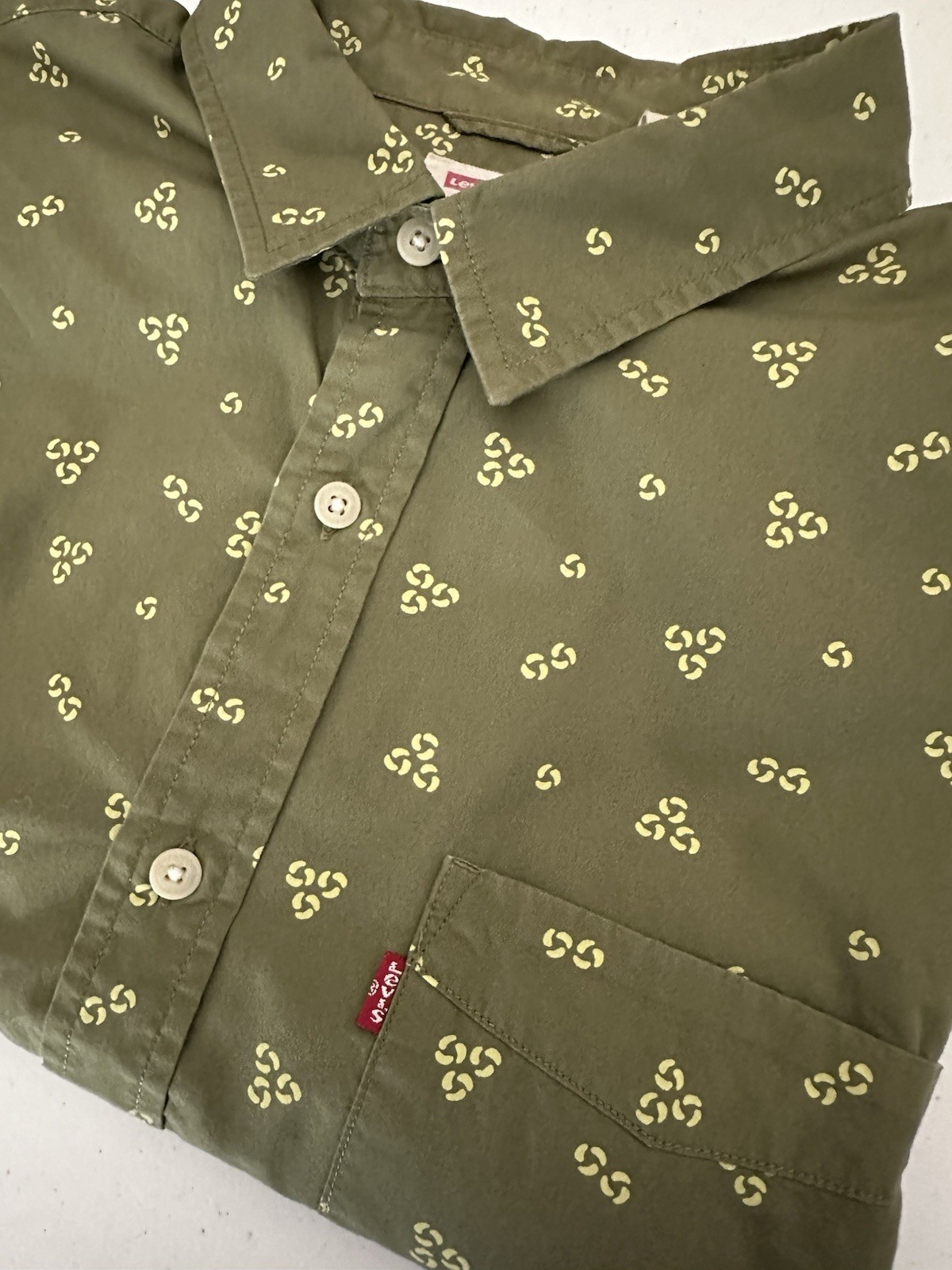 Levi’s Men’s XL Green Geometric 100% Cotton Button-Up Shirt Western