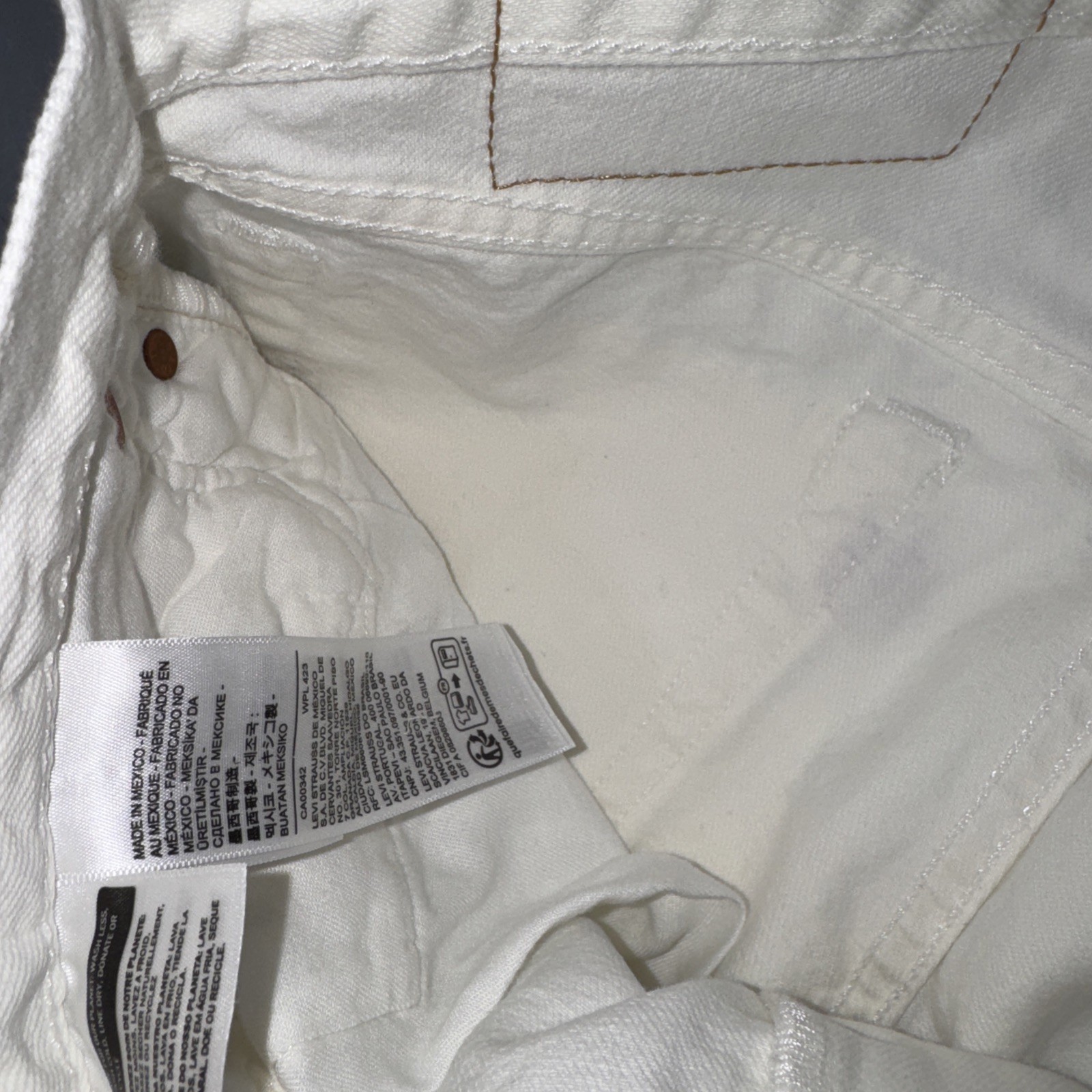 Levi’s 501 Denim Tears Collaboration White Straight Denim Jeans Button 29/30