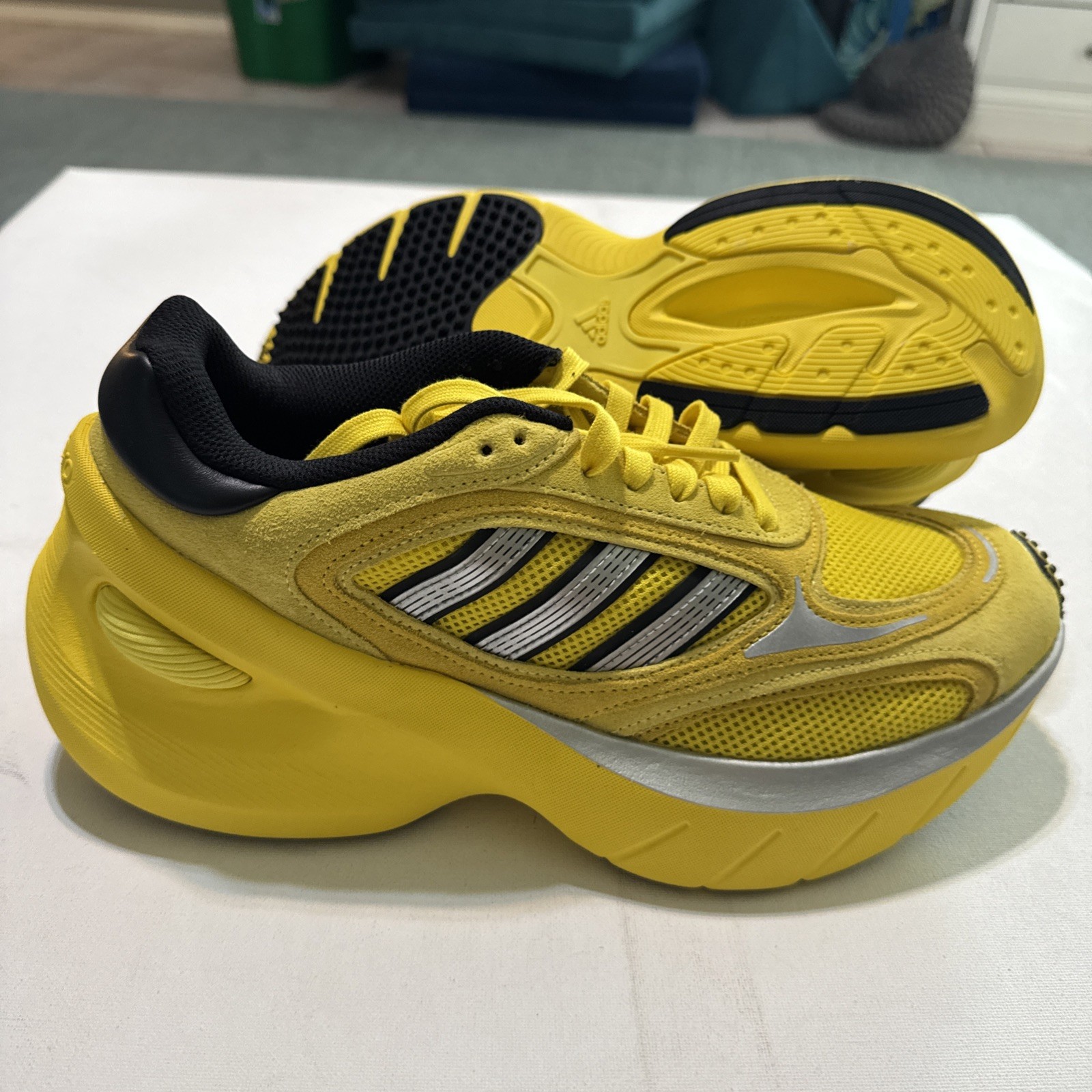 Adidas AdiZero Goukana (Yellow/Light Yellow) Running Shoes JP7177, Men’s Sz 10