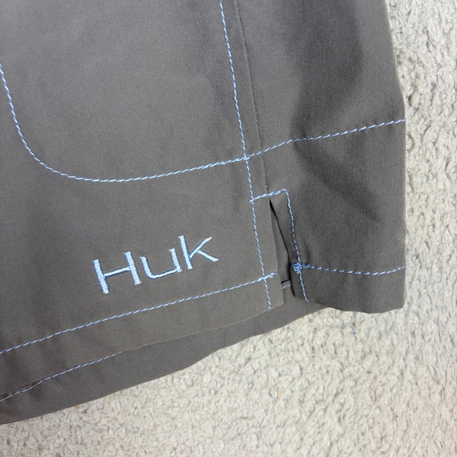 Huk Fishing Board Shorts Mens Medium Gray Stretch Swim Beach Drawsting