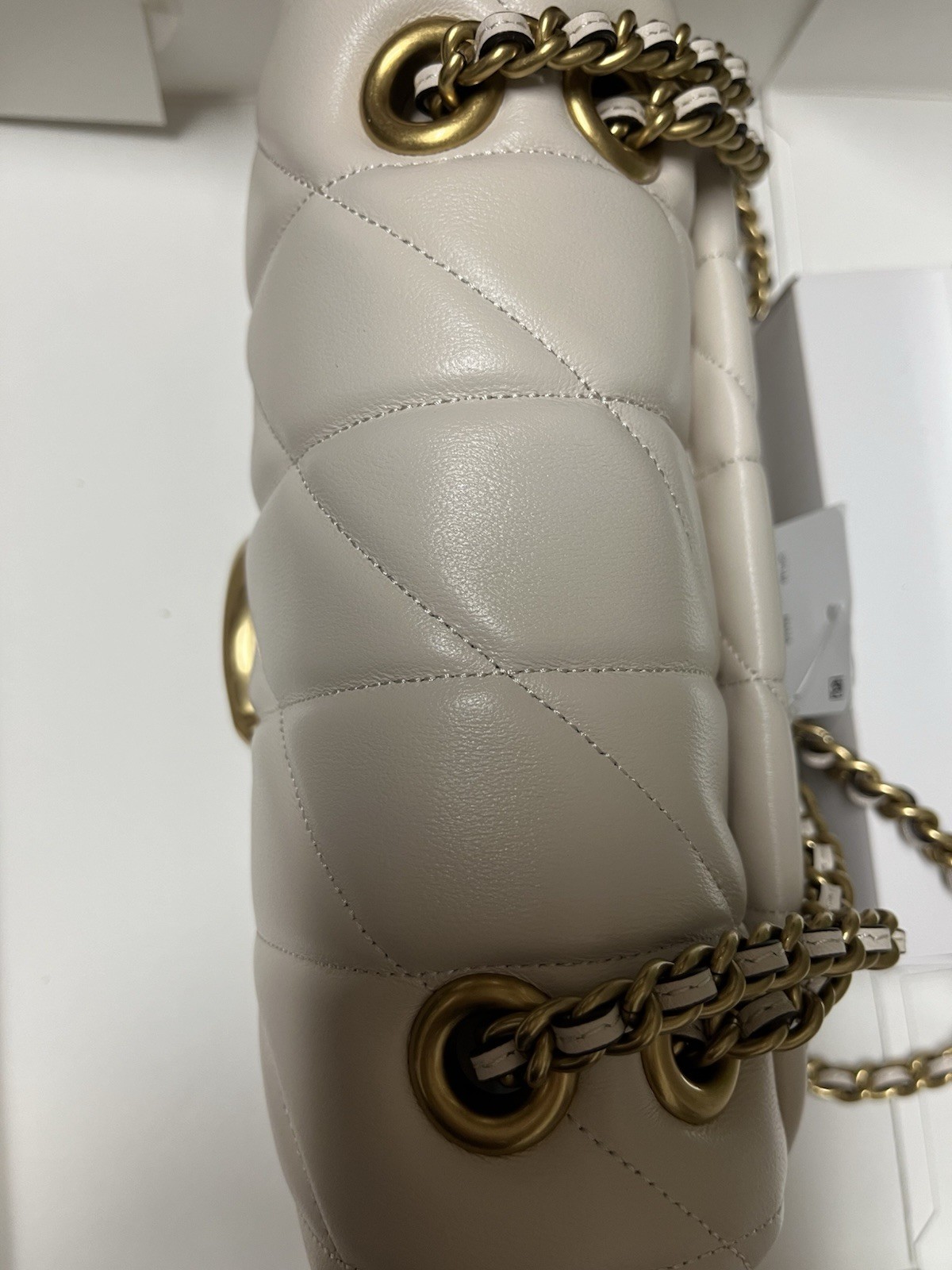 COACH Tabby Puffy Quilted Chain Shoulder Bag 20 Chalk White CP149