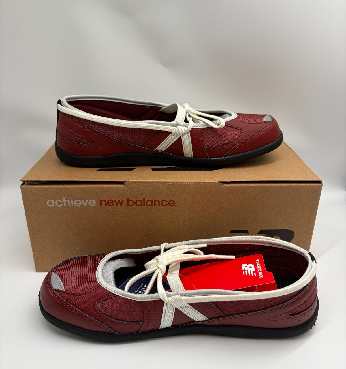 New Balance Flat Breeze Women’s Casual Shoes Lifestyle Fashion Red NWT SD2601RE