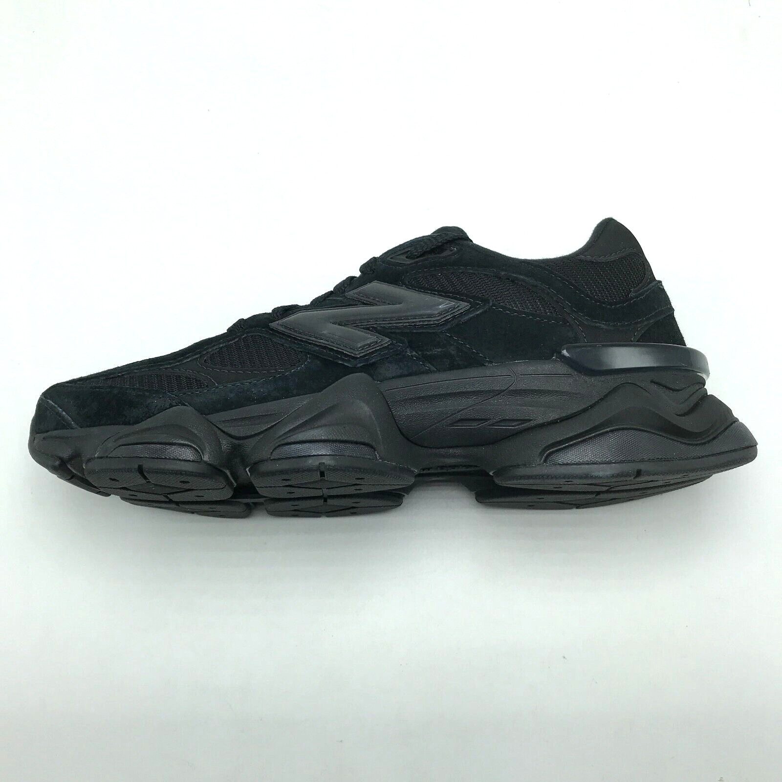 New Balance 9060 Triple Black Men’s Shoe U9060BPM sz 8-13