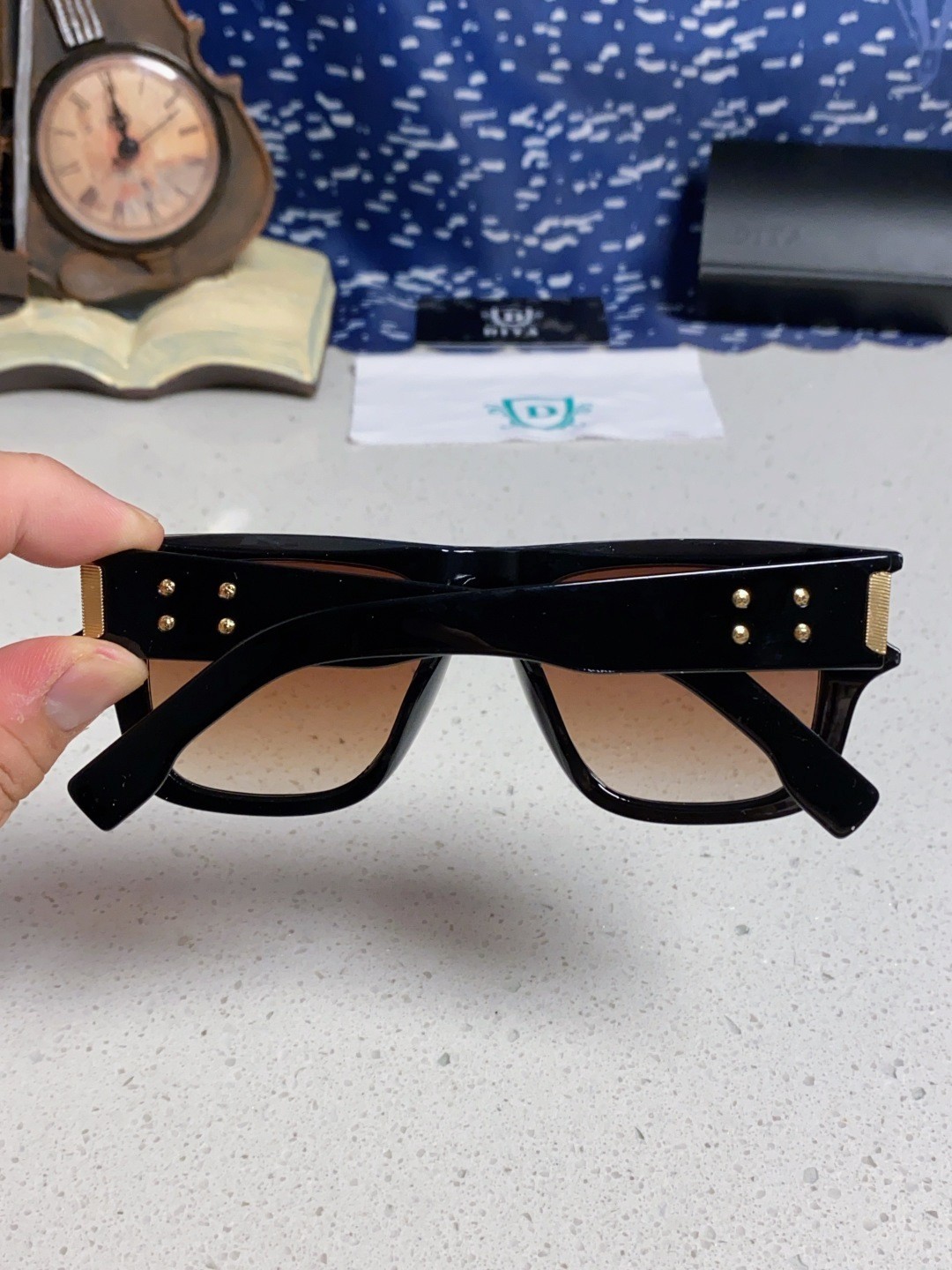 DITA EMITTER-ONE DTS0125 Men’s Sunglasses Lens Size 53-22-143MM -With New Case