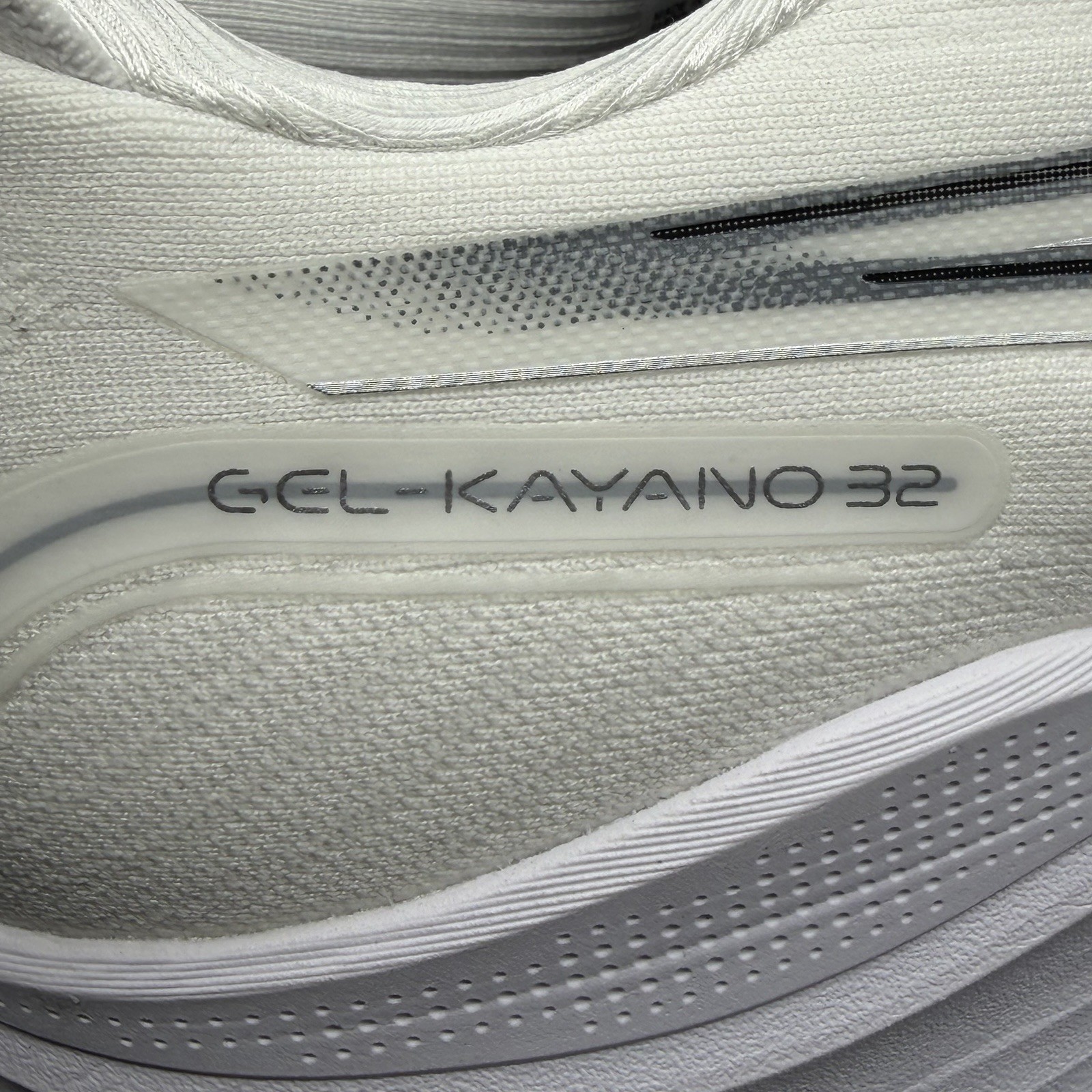 Asics Gel Kayano 32 Mens 15 D Running Shoes Gym Training White Pure Silver NWB!