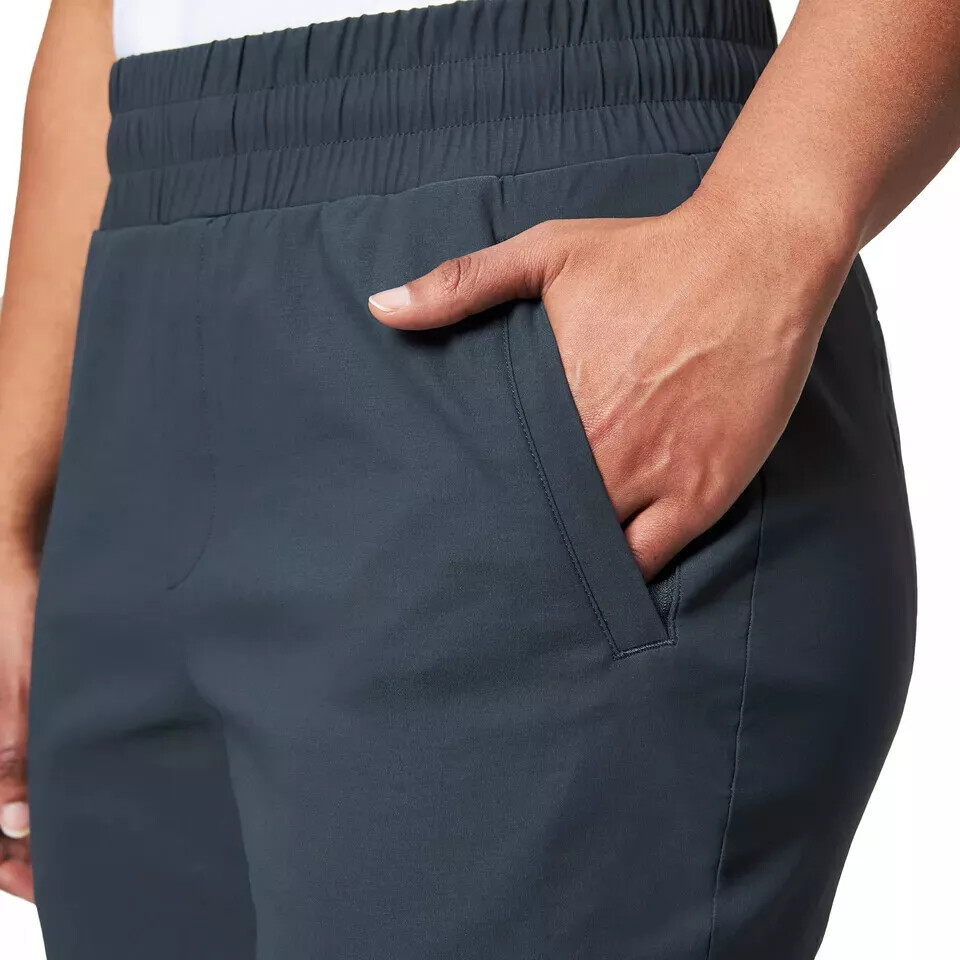 Modern Ambition Ladies’ Woven Stretch Pant (Item#1668527)
