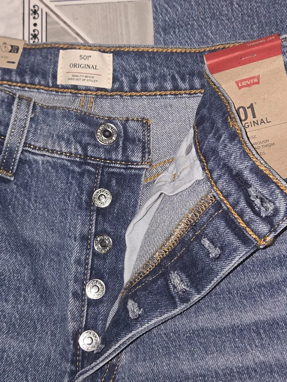 Levis 501 Light Stretch Straight Leg Ladies Jeans 29×30 NWT