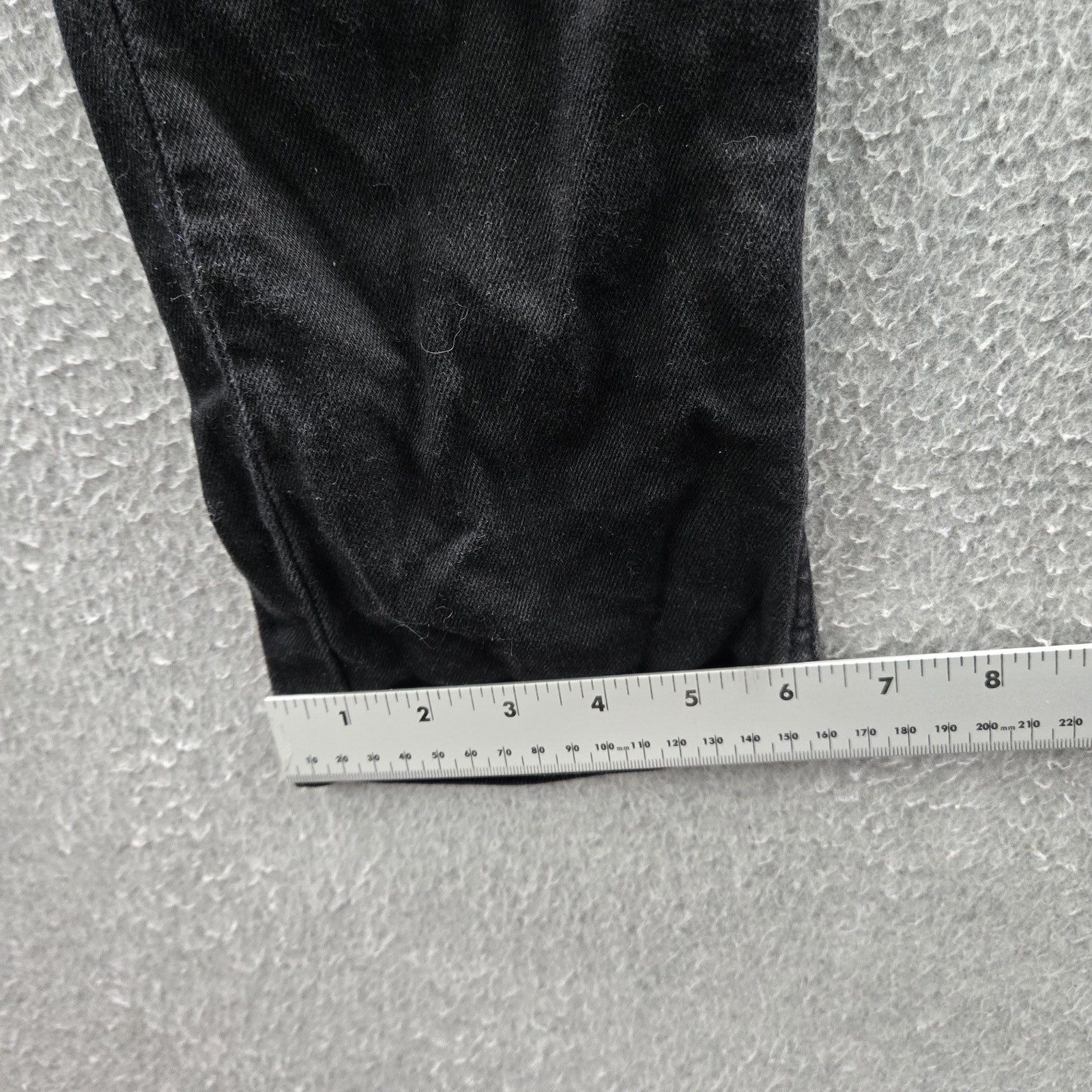 Levi’s 510 Men Jeans 34X32 Black Denim Skinny Fit 29″ Inseam Mid Rise Pockets