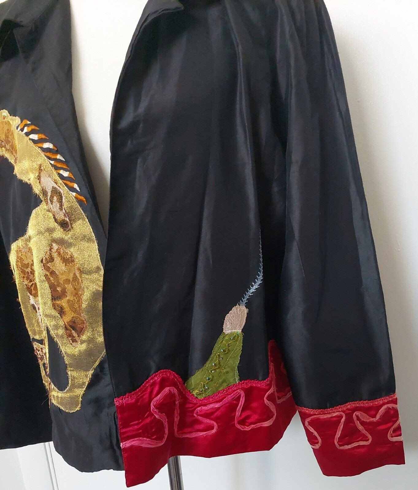 The Travel Collection Silk Jacket XL Art To Wear Animals Open No Closures Y2k