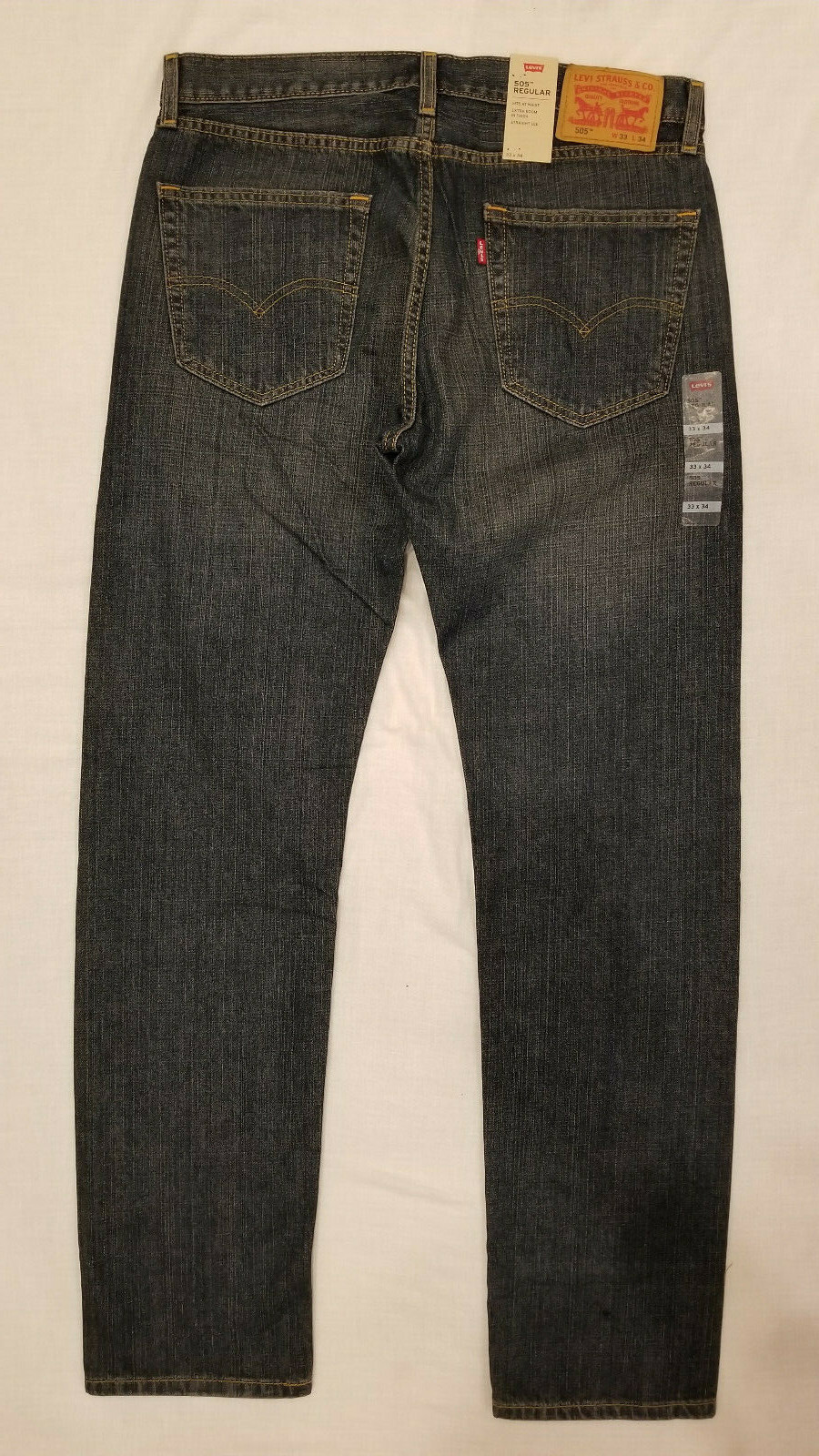 Levi’s 505 Men’s Regular Fit Jeans Range Size: 31,32,33,34,36,38,40 #005052765