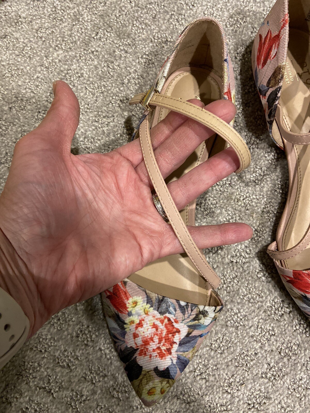 Apt.9 Defined Comfort Lovely Pink Floral Ribbed Fabric Strappy ankle strap 9