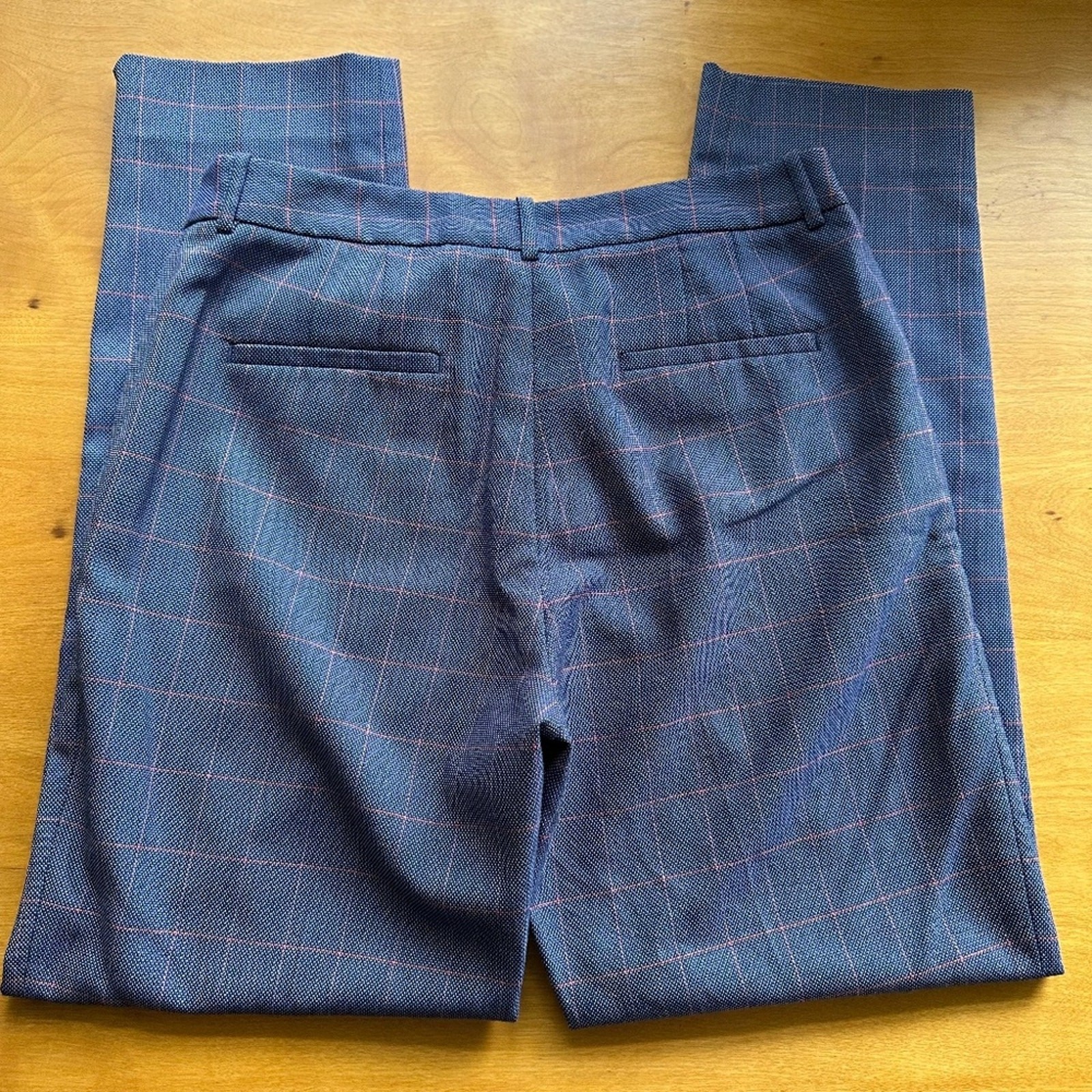 Tahari by Arthur S Levine Blue plaid stretch ankle length trouser pants 4