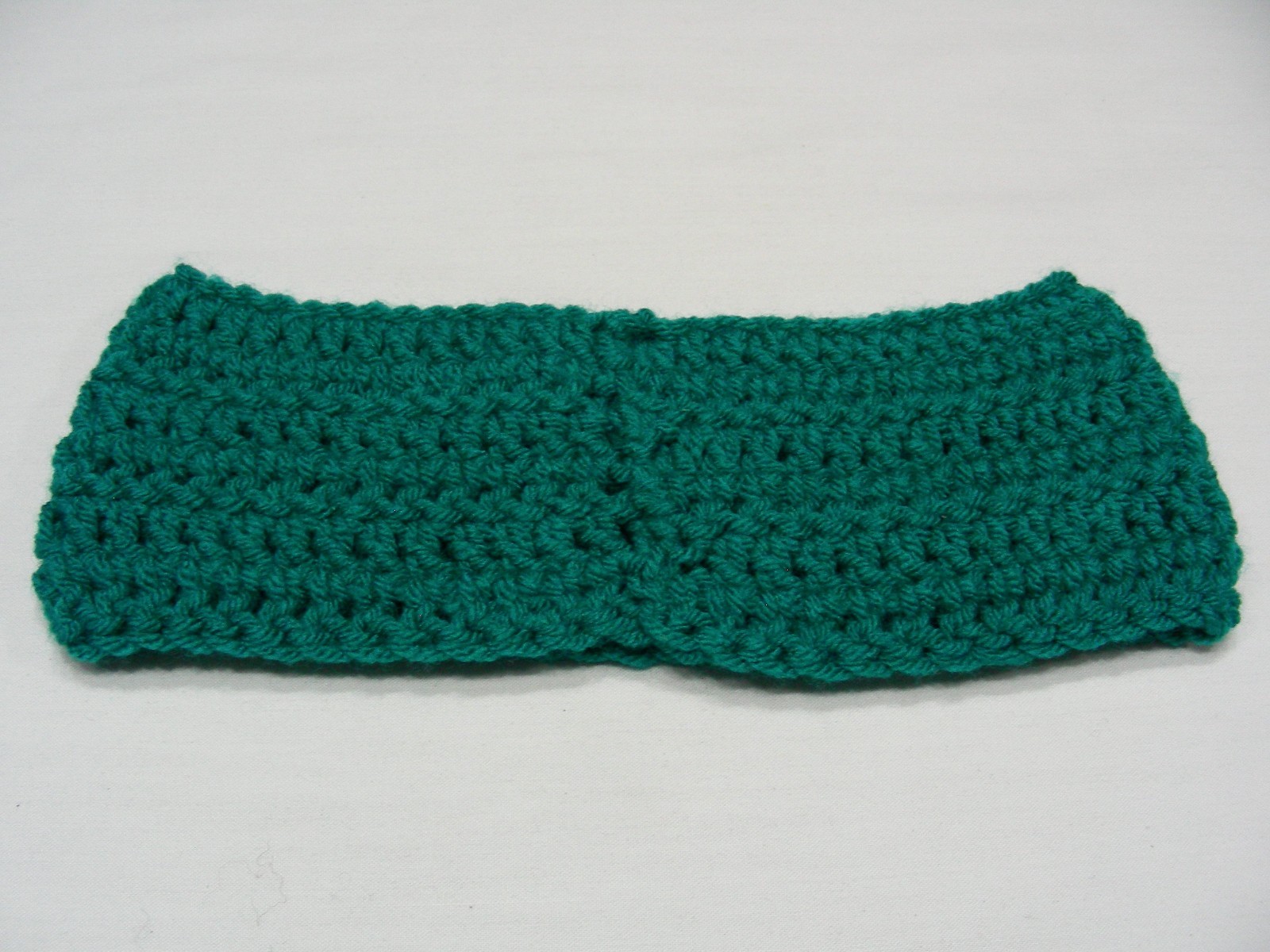 BLUE-GREEN TEAL – HAND KNITTED – 3 1/2 INCH – ONE SIZE HEADBAND!