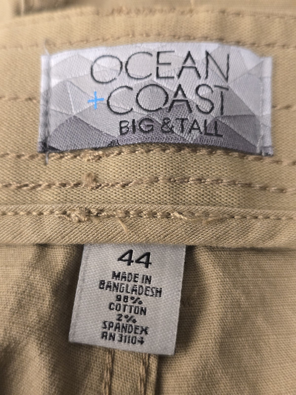 Men’s Ocean Coast Big & Tall NWT Khaki Cargo Flex Comfort Waistband Shorts 44