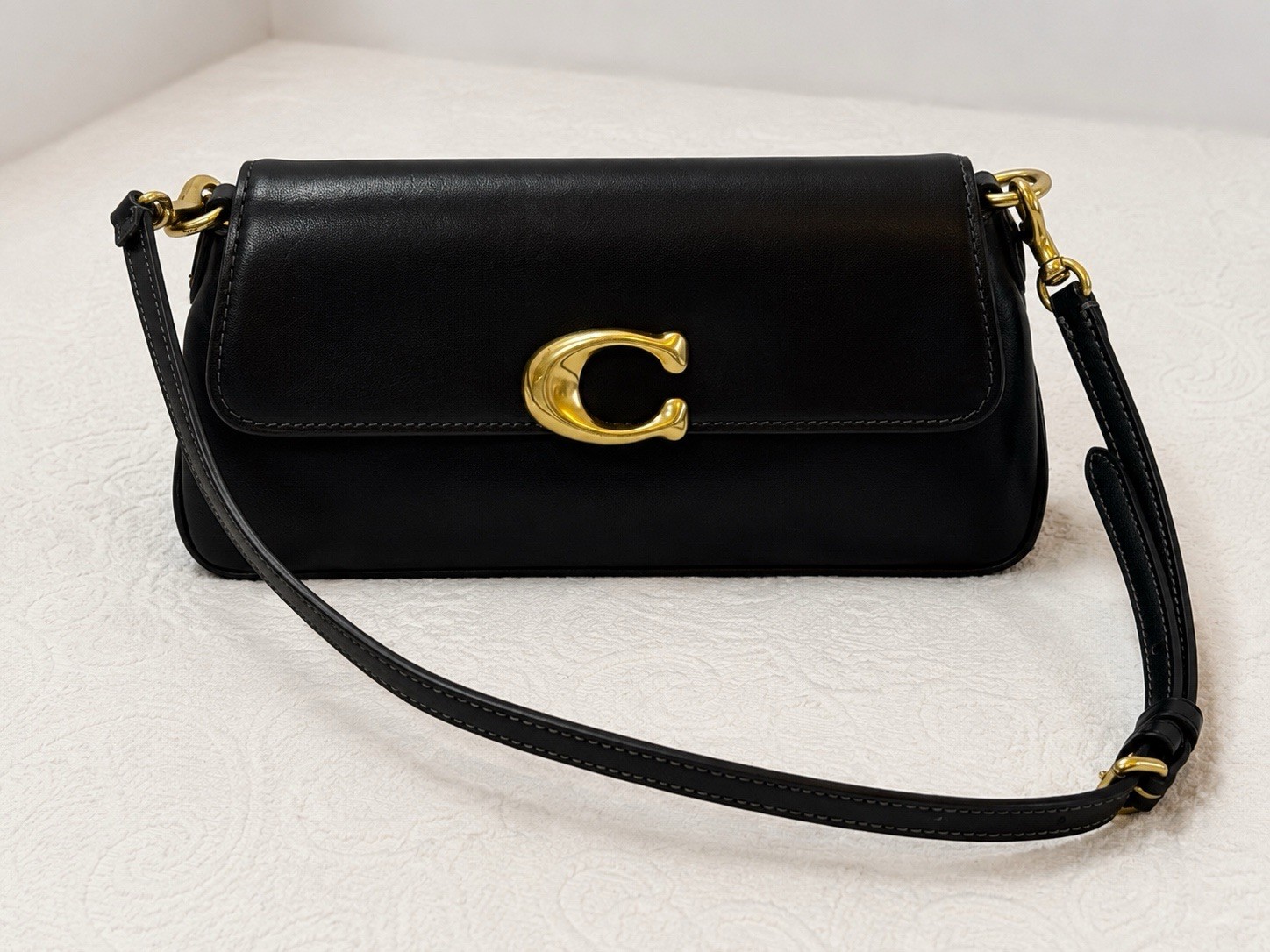 EUC Coach CAM16 Jet Tabby Shoulder Bag In Soft Black Leather
