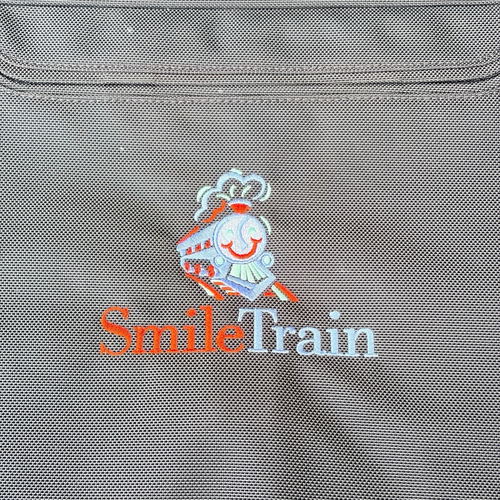 Victorinox Architecture 2.0 Collection Empire 17 Bag Black NWT Smile Train Logo