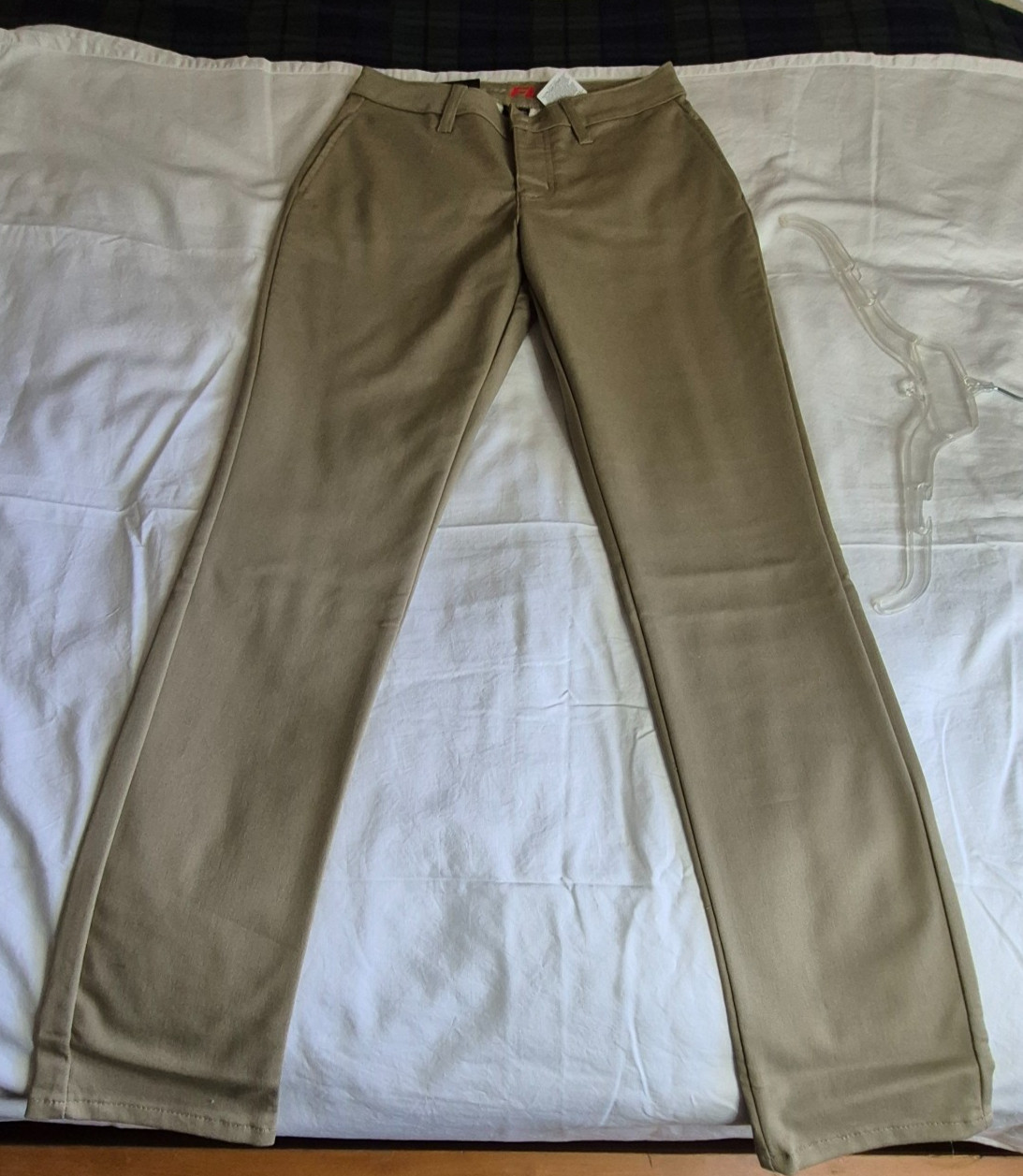 Dickies Women’s Straight Flex Twill Pant, Skinny Tan, Size 0/25 REGULAR, NEW