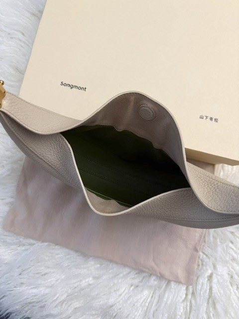 EUC SONGMONT LUNA BAG IVORY