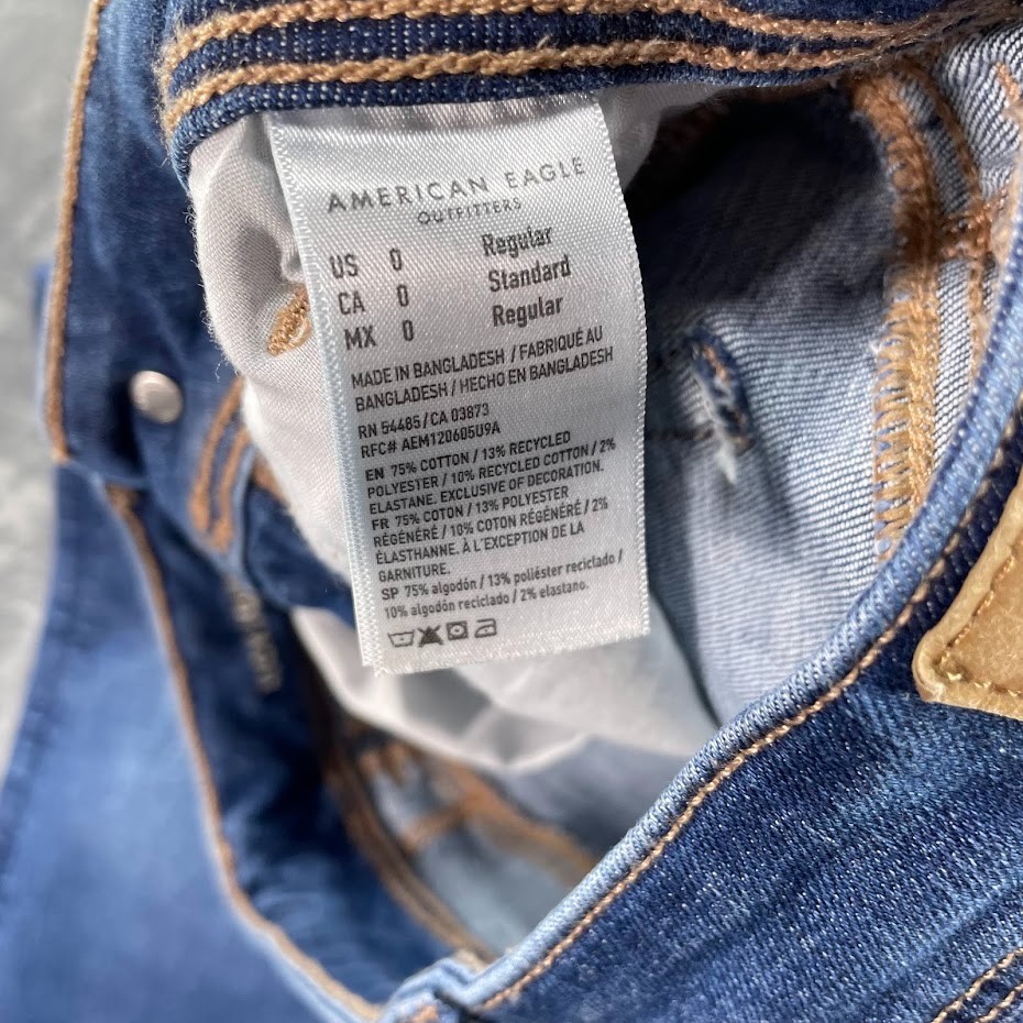 American Eagle Womens Jeans Blue Size 0 Reg Kick Boot Denim Medium Wash