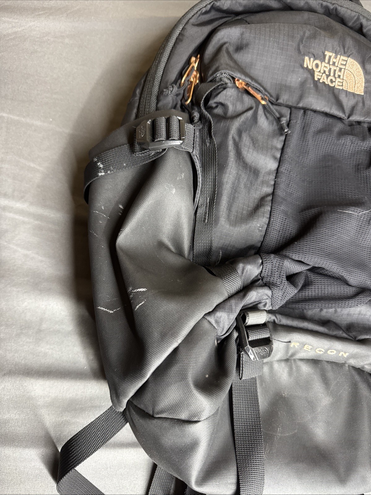 The North Face Women’s Recon Luxe Backpack, TNF Black/Burnt Coral, OS – USED