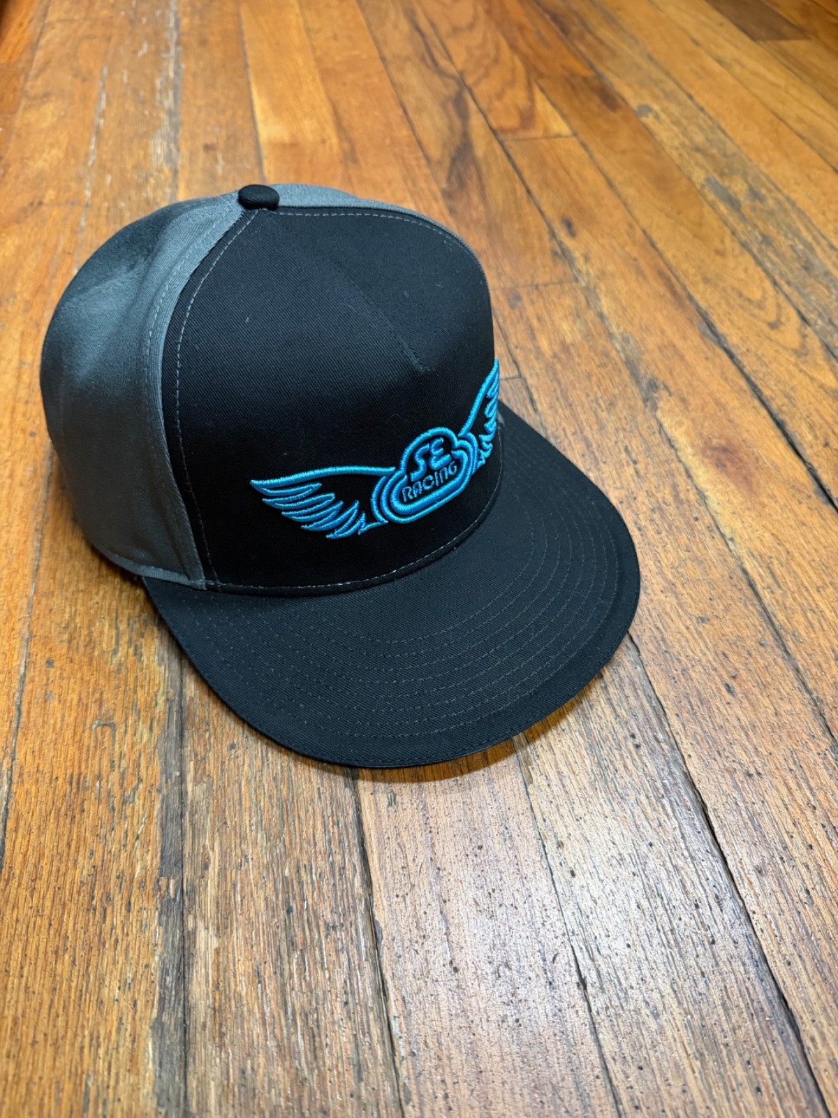 2025 SE RACING wing logo snapback hat Black with SE Blue embroidery 💎 NEW