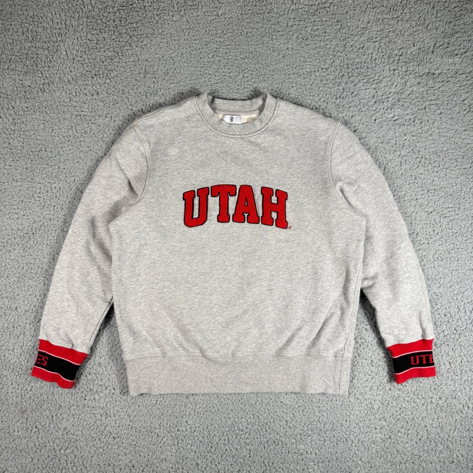 University Of Utah Runnin Utes Crewneck Adult Medium Gray Collegiate Sweatshirt