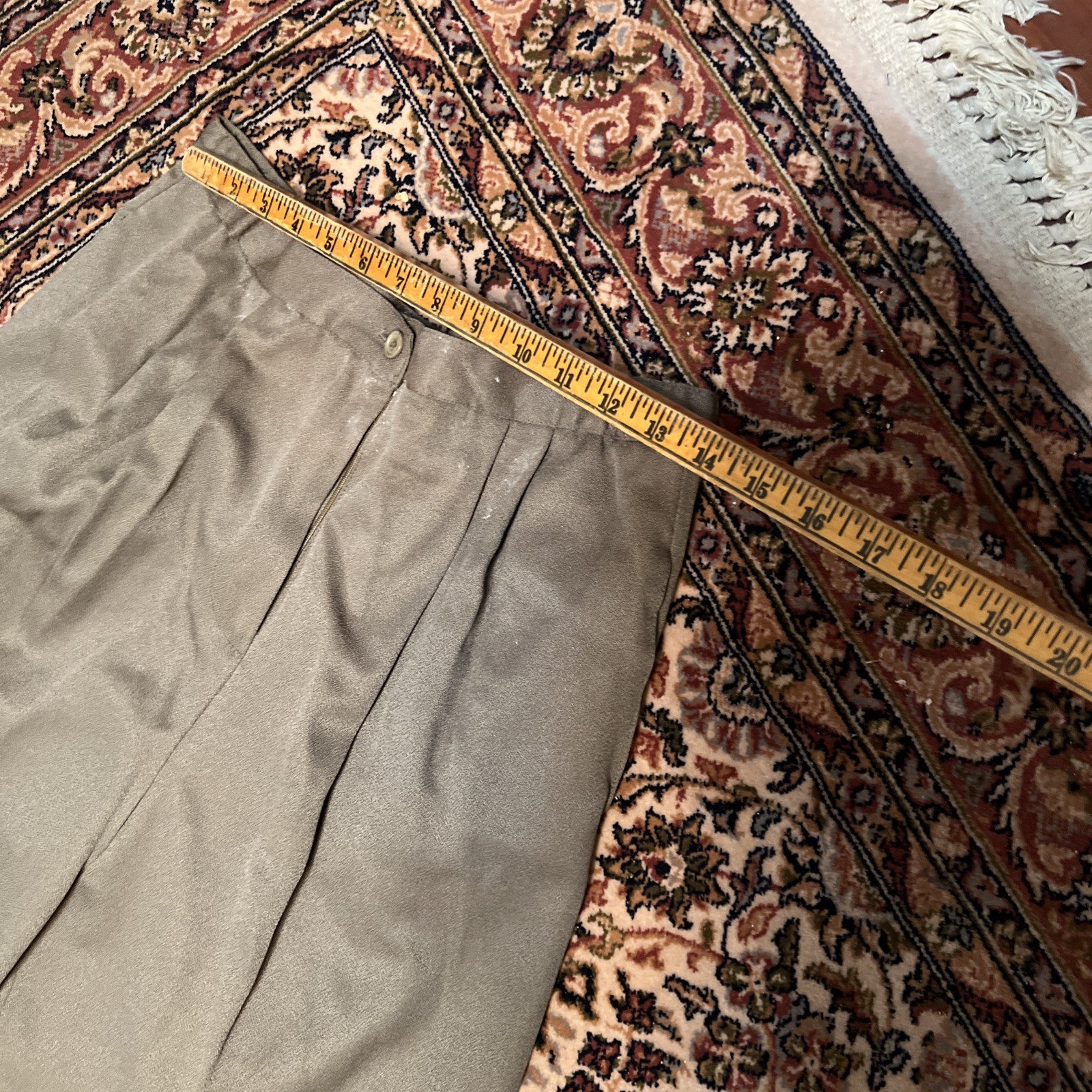 Khaki Pants Size 10 Waist 31; Hip 44;Rise 15; inseam 29.5;Polyester/ Rayon ￼￼ ￼￼