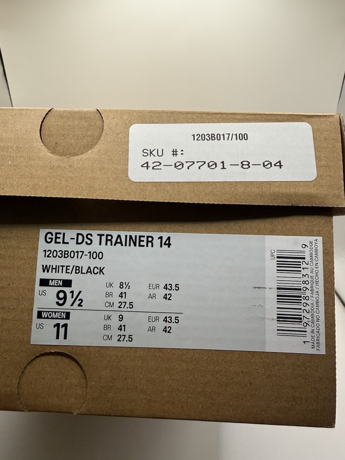 ASICS GEL-DS TRAINER 14, Mens size 9.5 / Womens size 11, Brand new with box