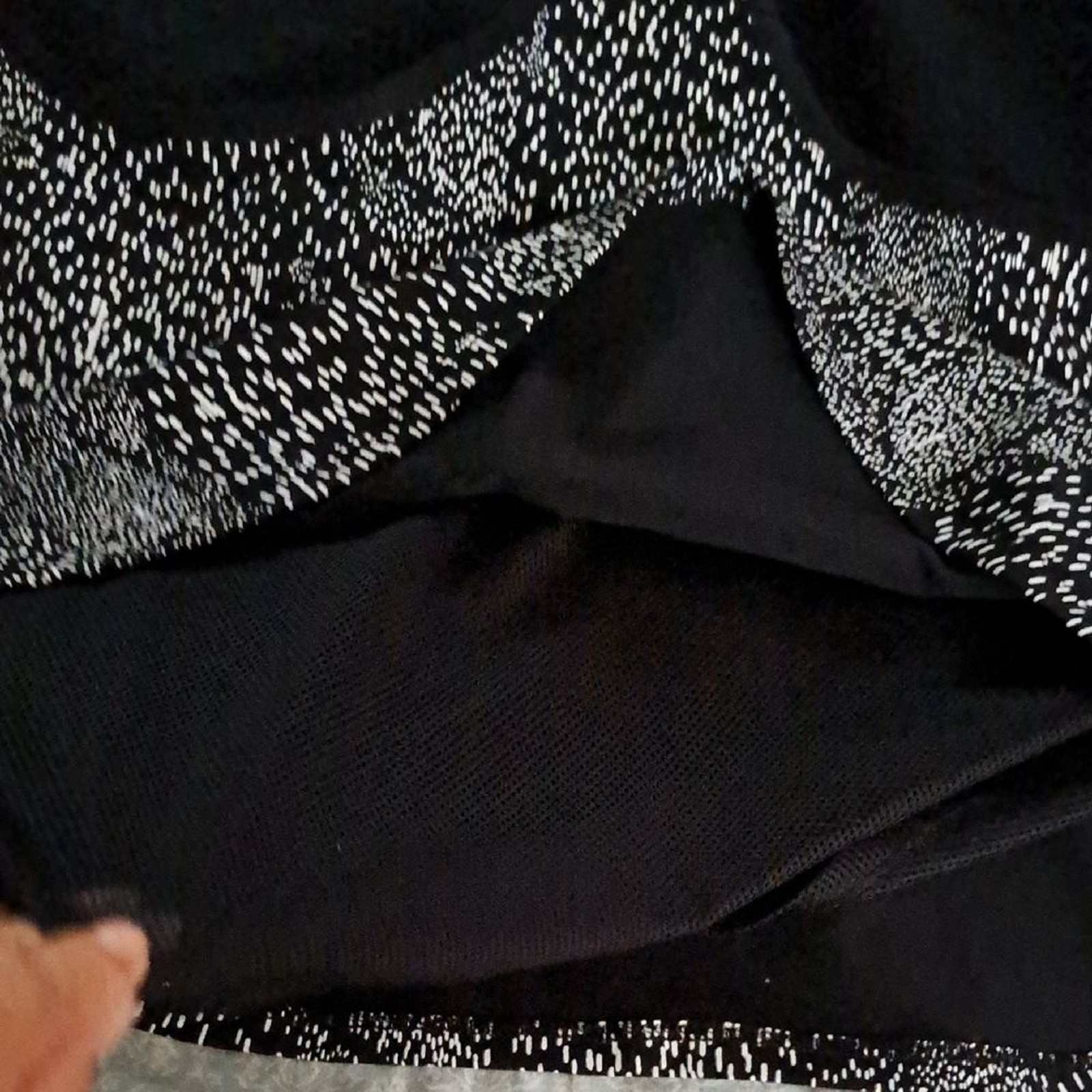 Fabletics Cap Sleeve Boxy Blouse in Black and White
