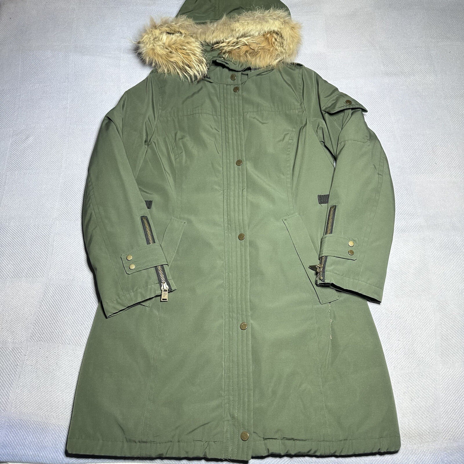Pendleton North Shore Green Down Parka Jacket Coyote Fur Hood Women’s Size XS